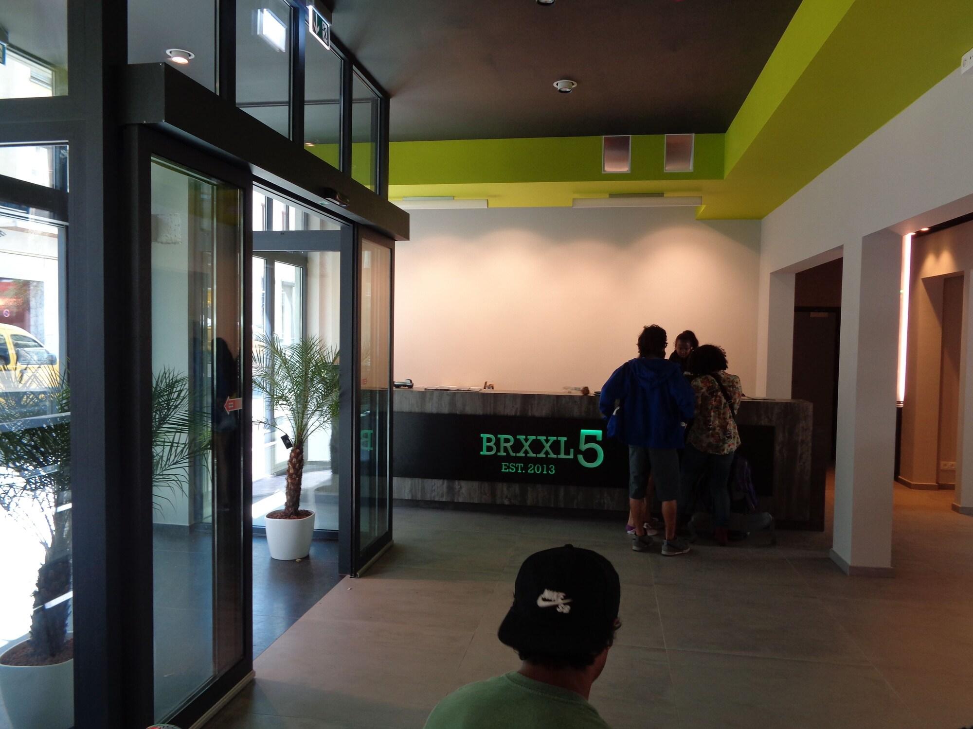 Vista Lobby BRXXXL5 - Hostel
