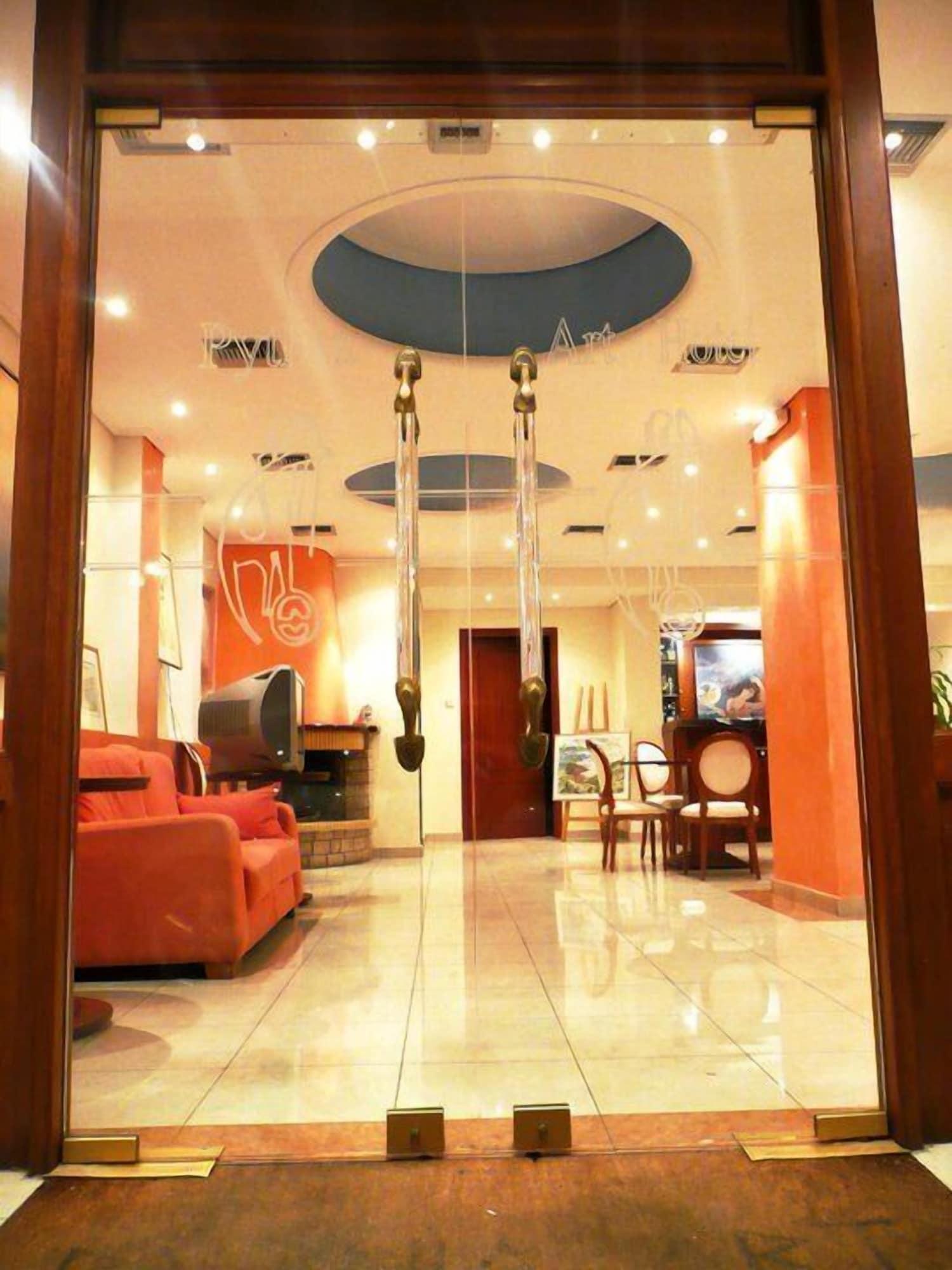 Vista Exterior Art Pythia Hotel