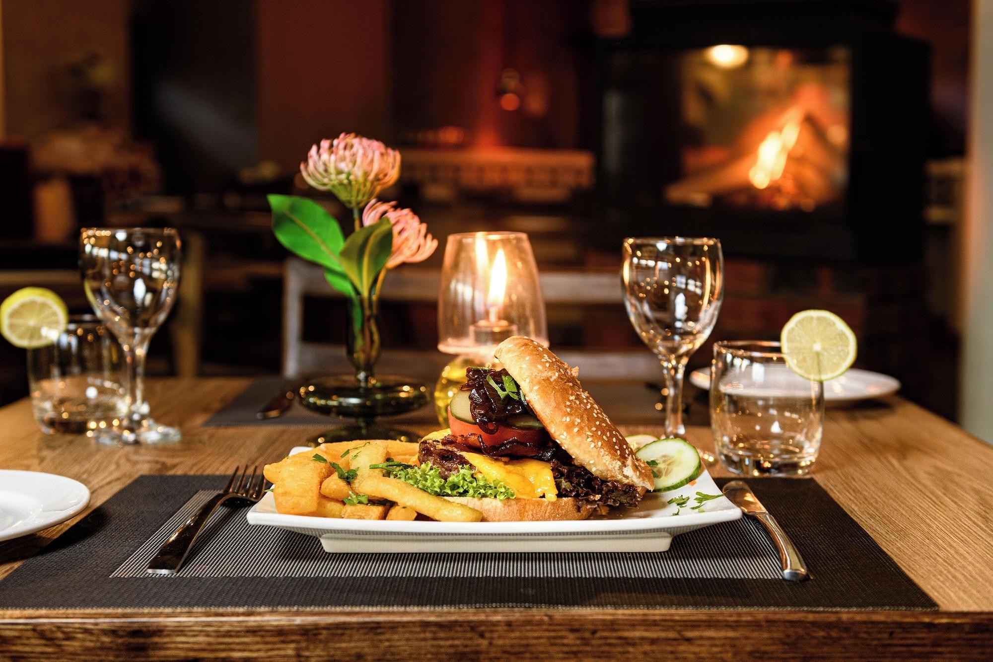 Restaurant Cayley Mountain Resort