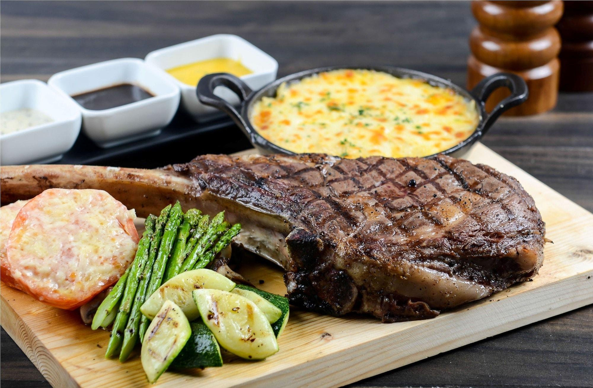 Restaurant Discovery Suites