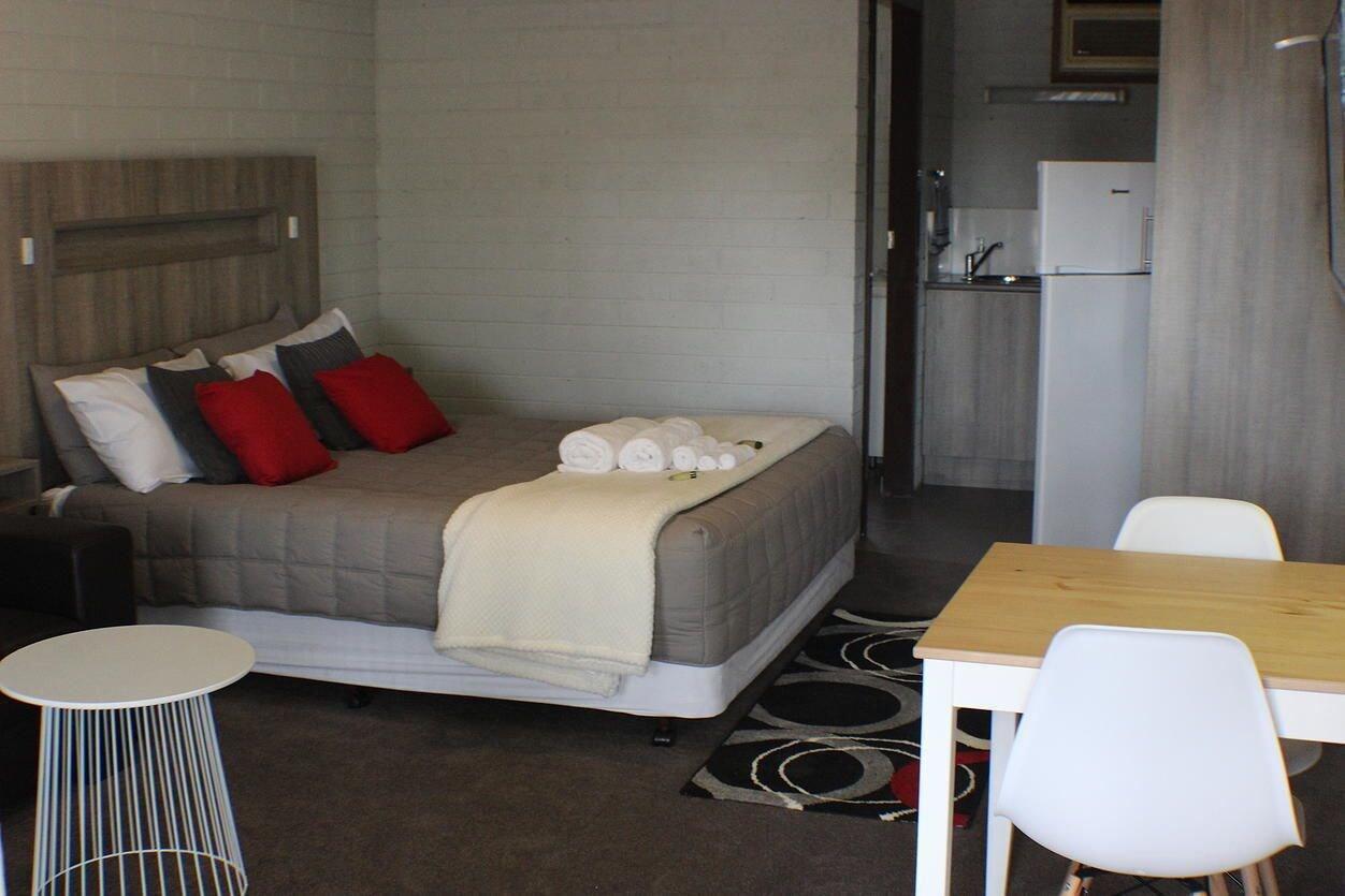 Varios Thomas Lodge Motel