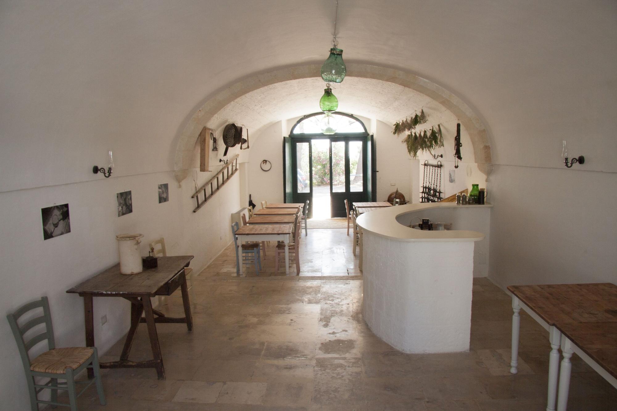 Bar/Salón Sorelle Barnaba