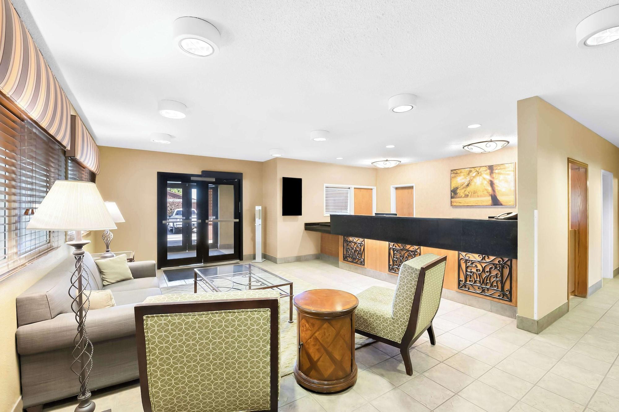 Vista Lobby Best Western Nebraska City Inn
