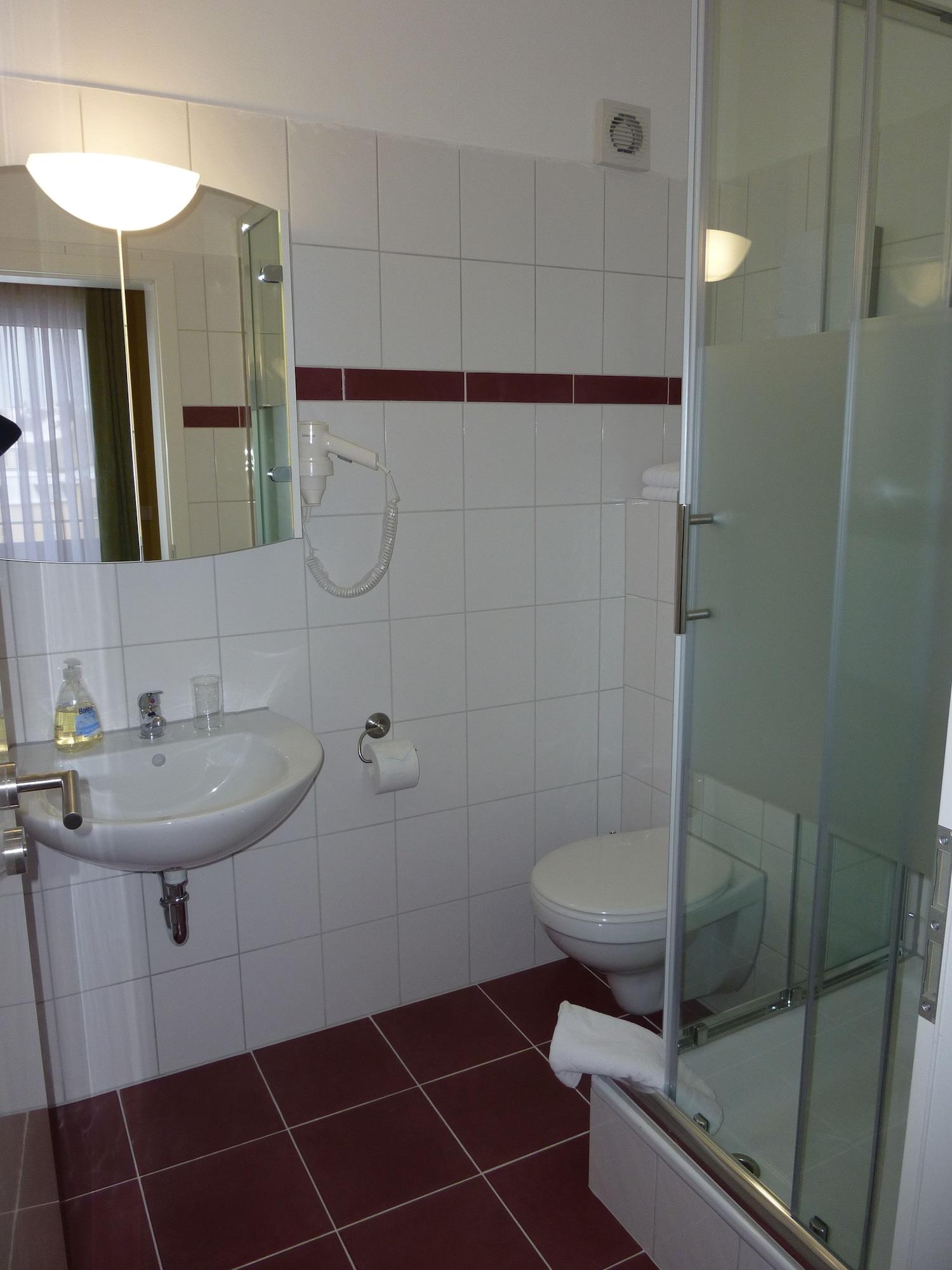 Equipamiento de Habitación Hotel Famosa