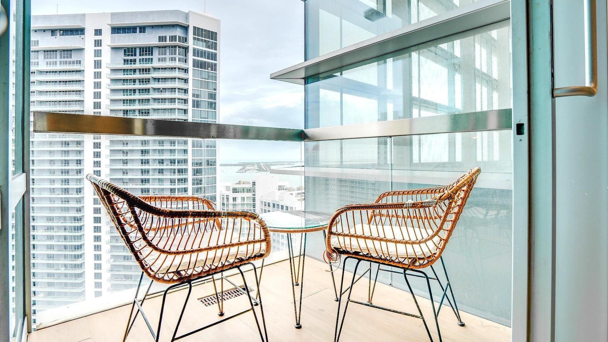Equipamiento de Habitación AKA Miami Brickell - Residence