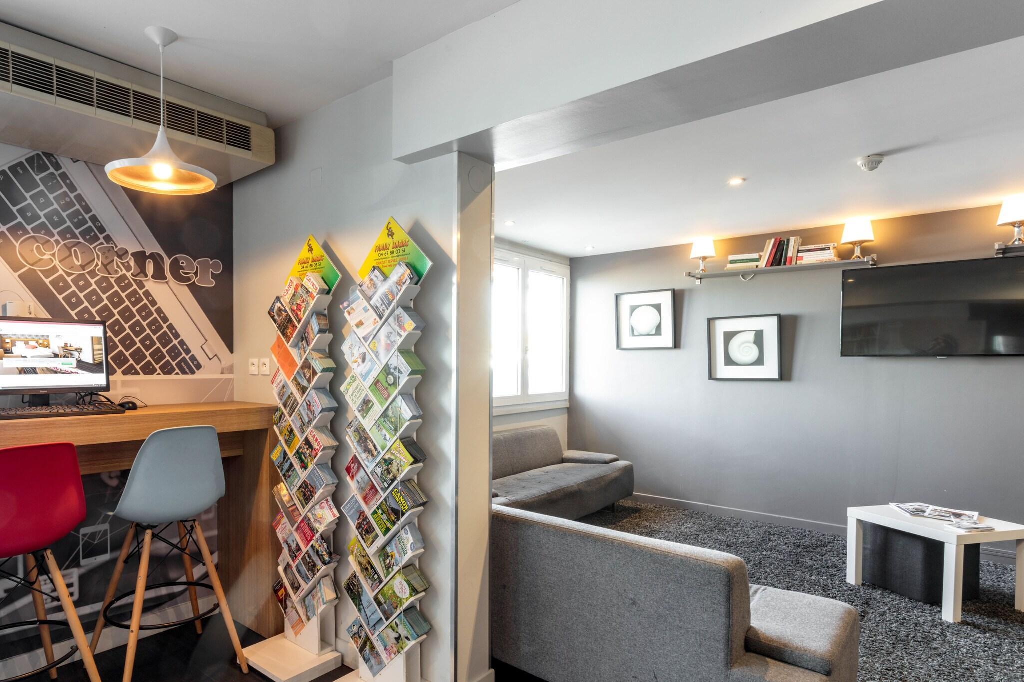 Vista Lobby Brit Hotel Montpellier Parc Expo