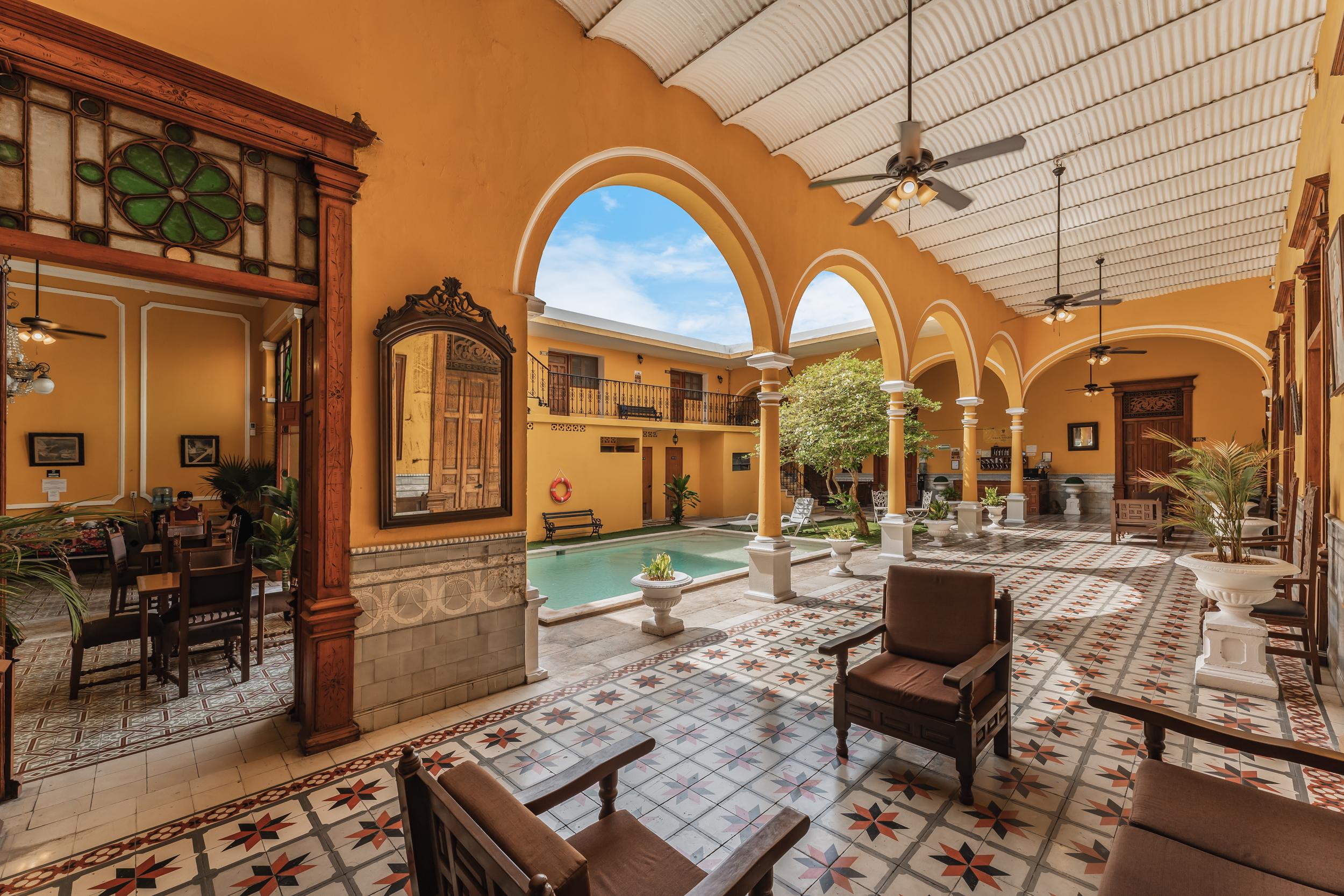 Vista Lobby Hotel Real Toledo By Kavia