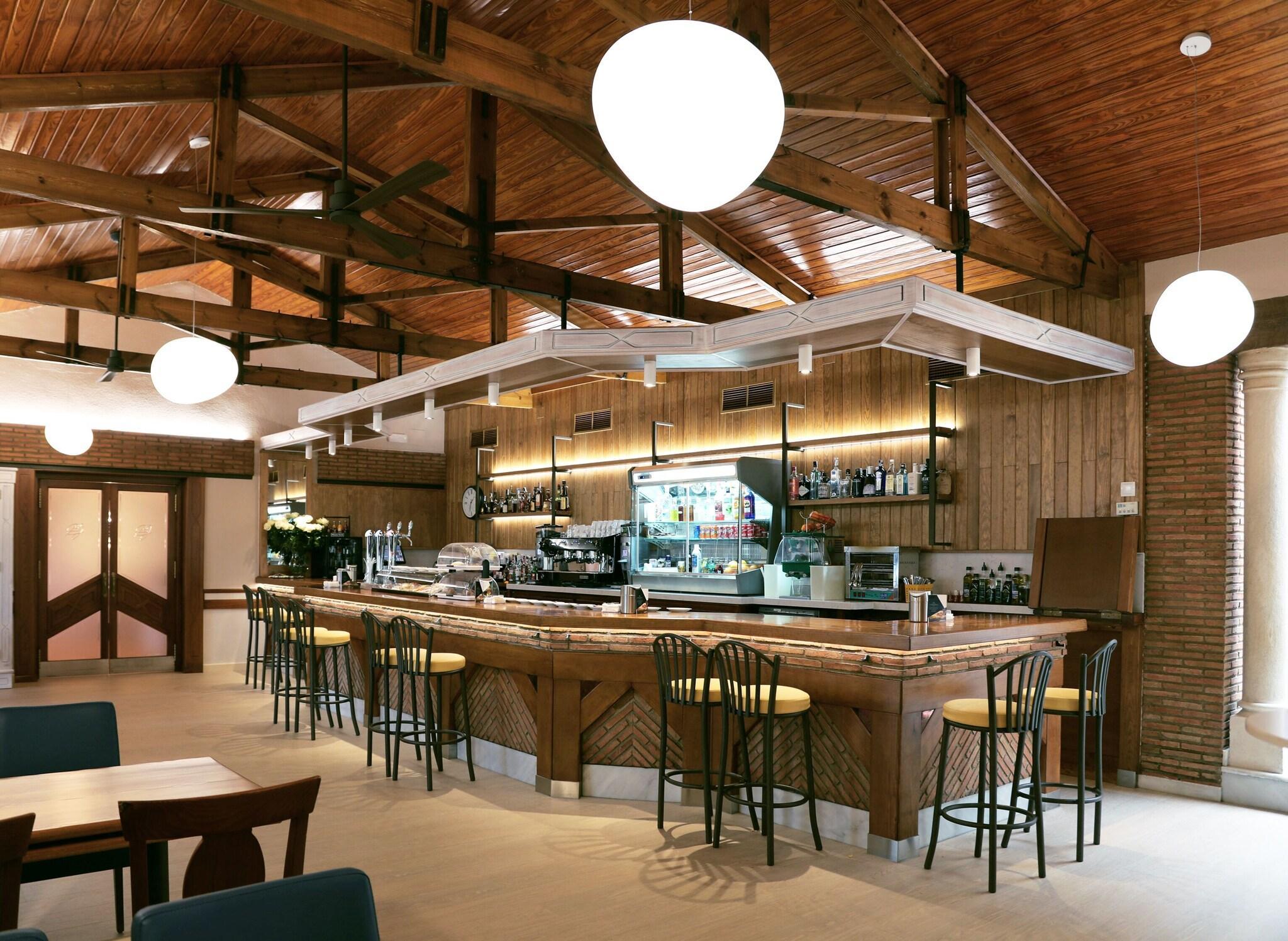 Bar/Salón Hotel Juleca