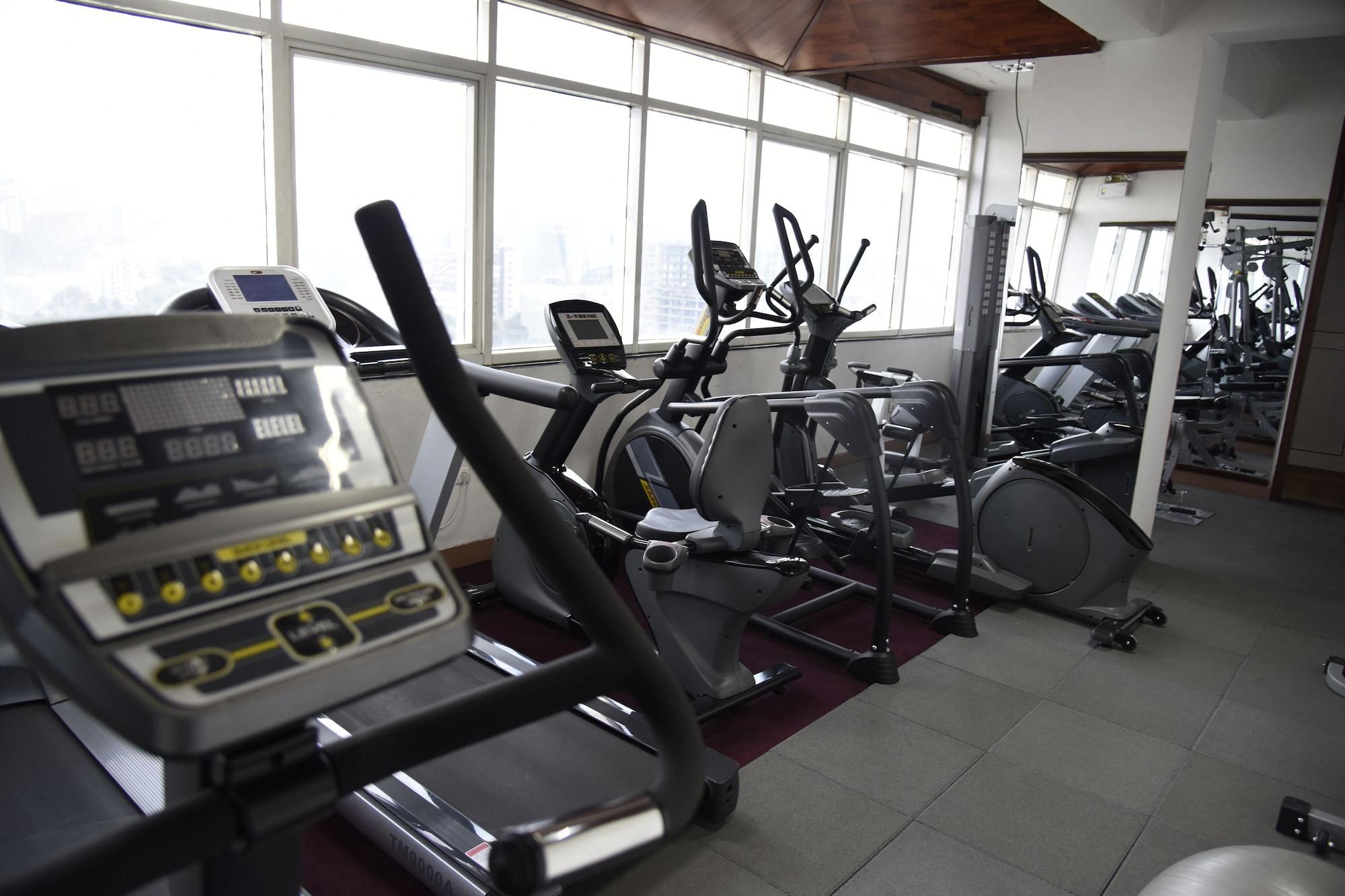 Gimnasio Diplomat Luxury Furnished Apartments