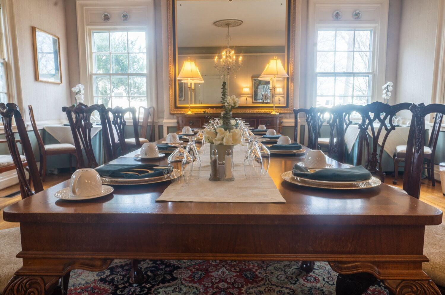 Restaurant Morehead Inn