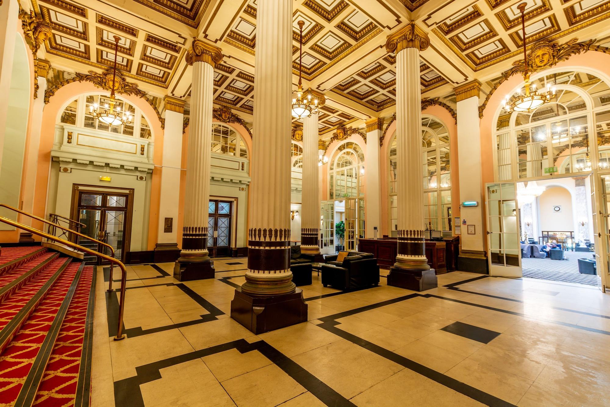 Vista Lobby Britannia Adelphi Hotel