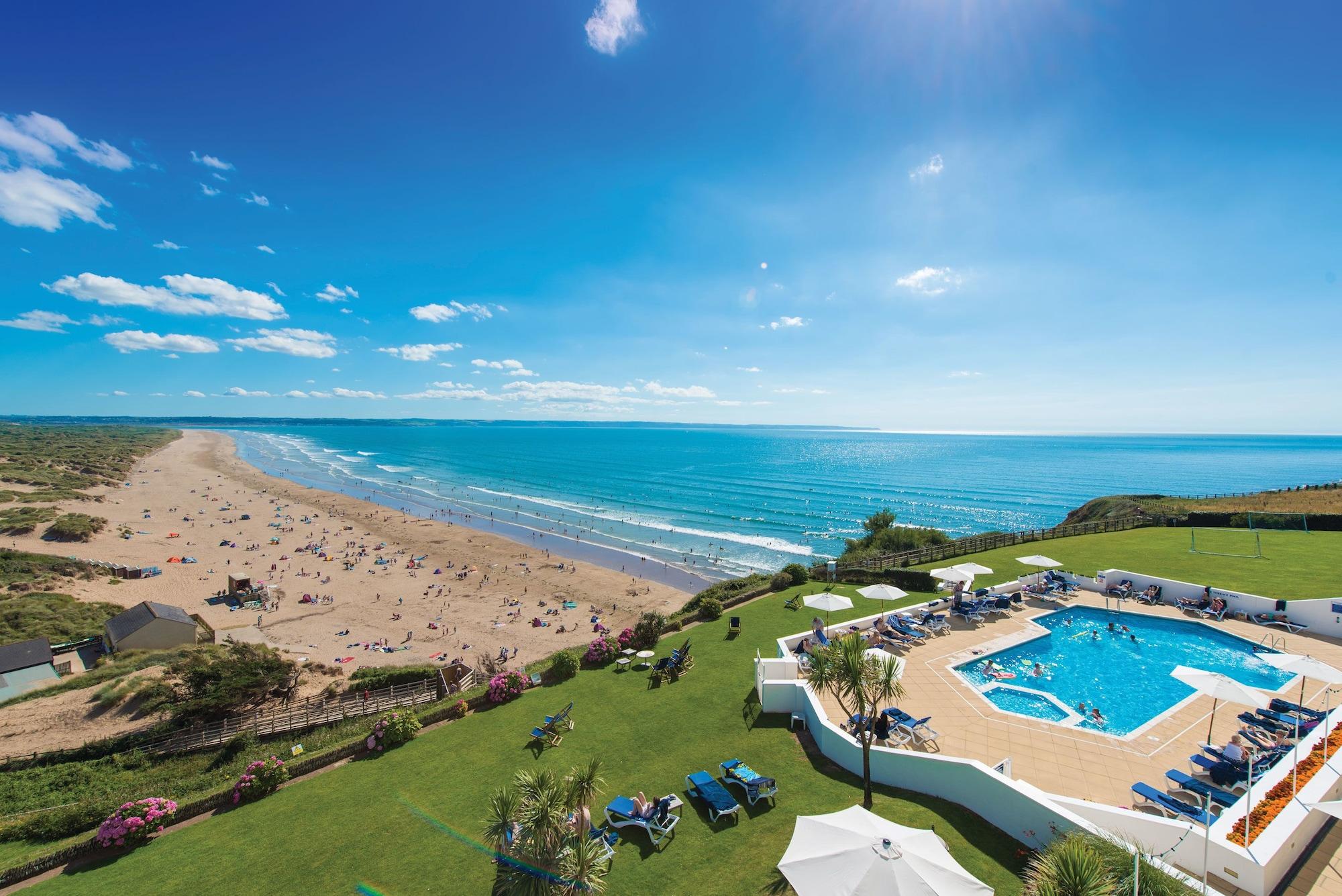Vista Exterior Saunton Sands Hotel Source Spa and Wellness