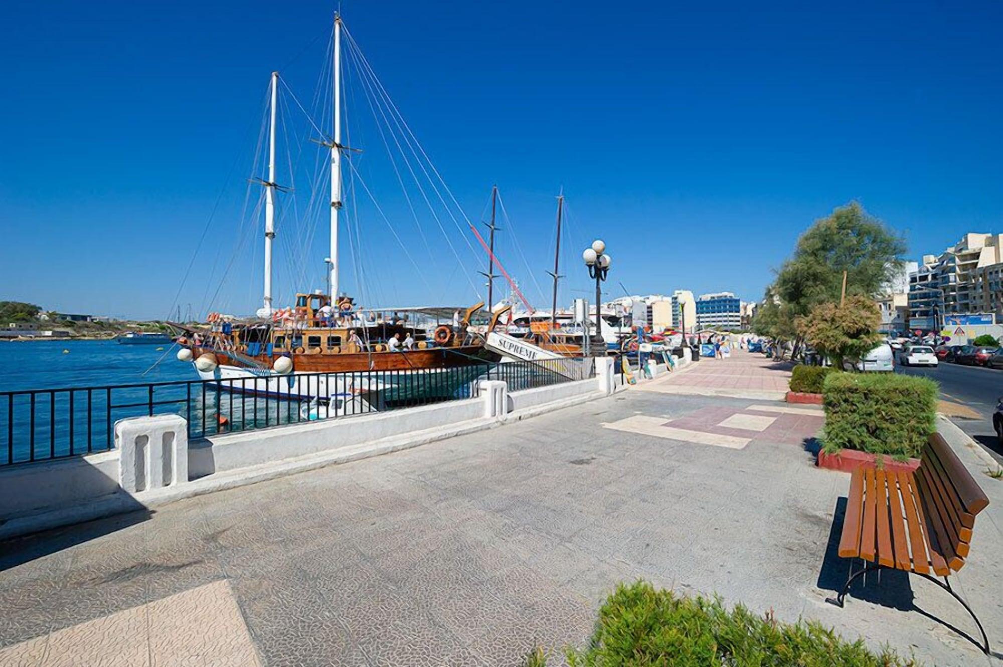 Vista Exterior Fort40 Guesthouse