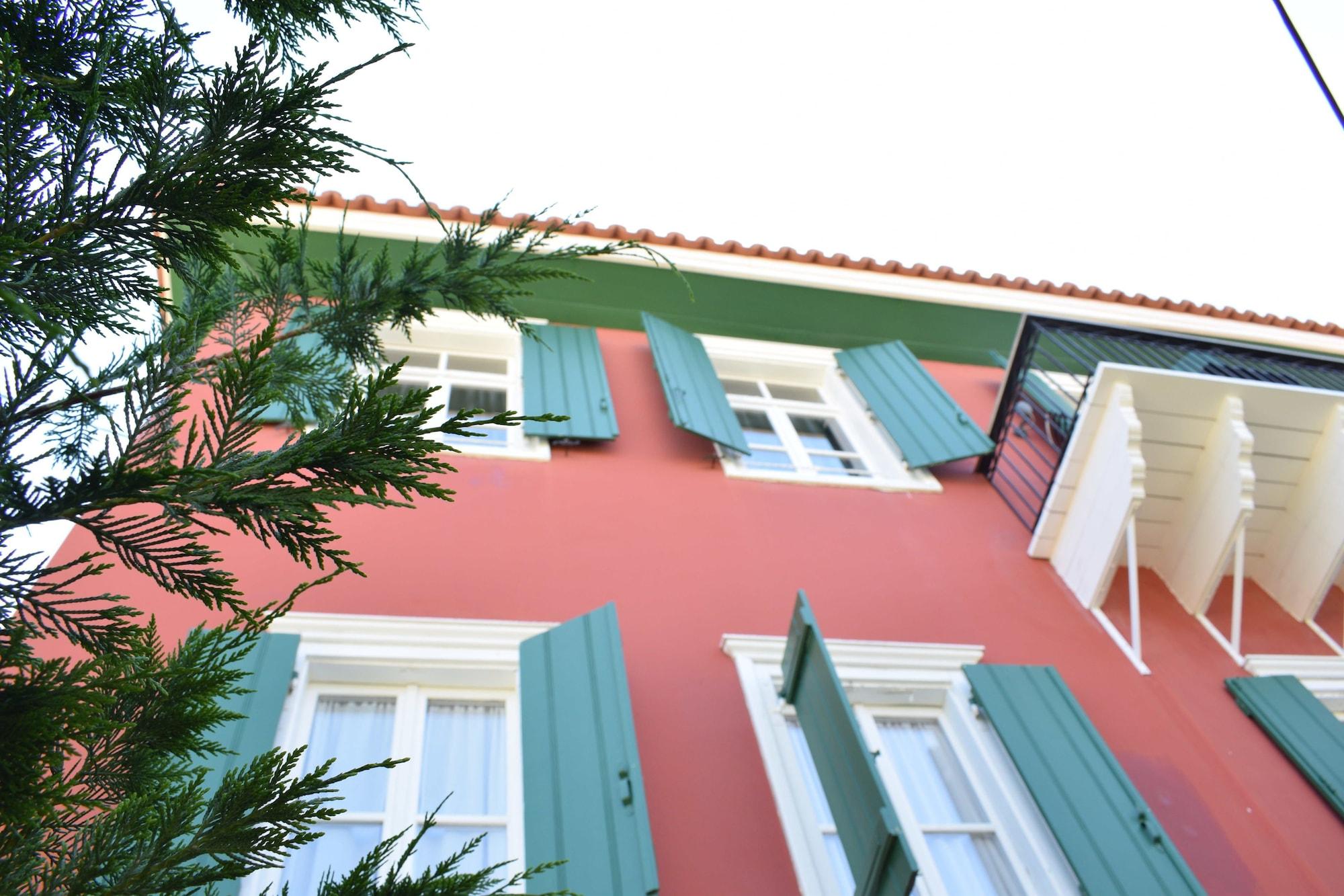 Varios il Palazzo Rooms & Suites Guest House