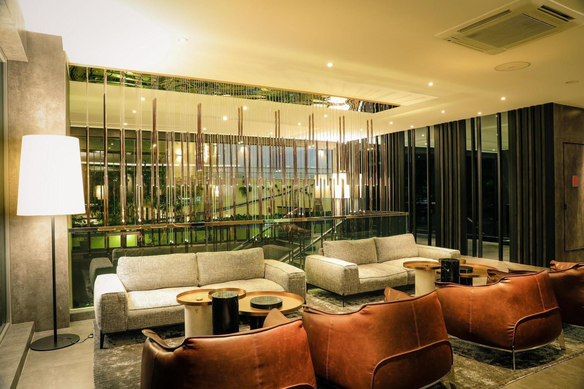 Vista Lobby One Residence Hotel & Apartment