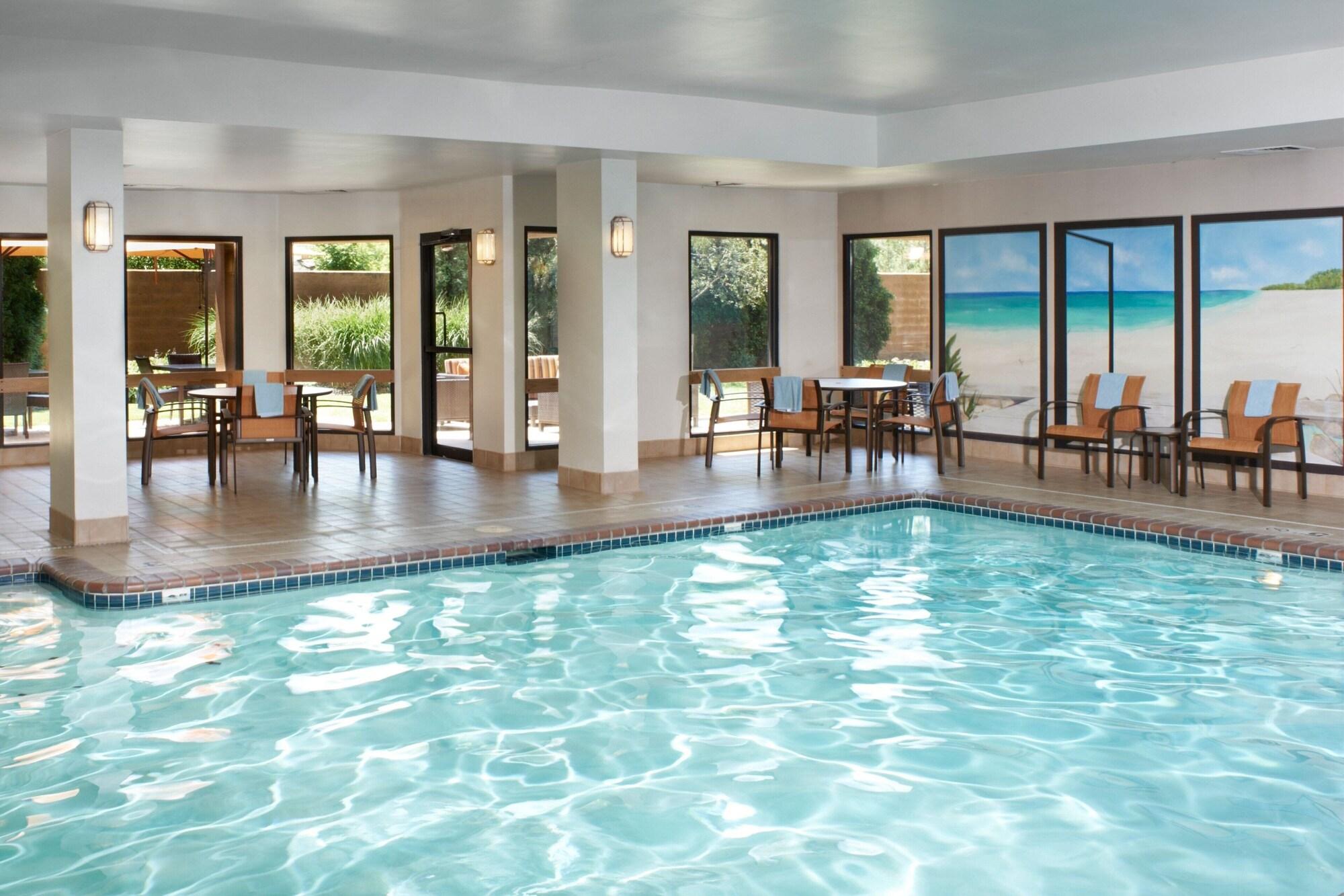 Vista Piscina Courtyard by Marriott Toledo Rossford/Perrysburg