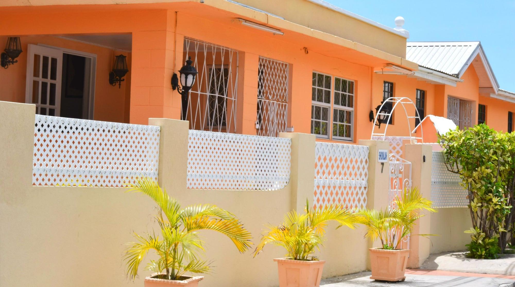 Varios Shonlan Inn and Apartments