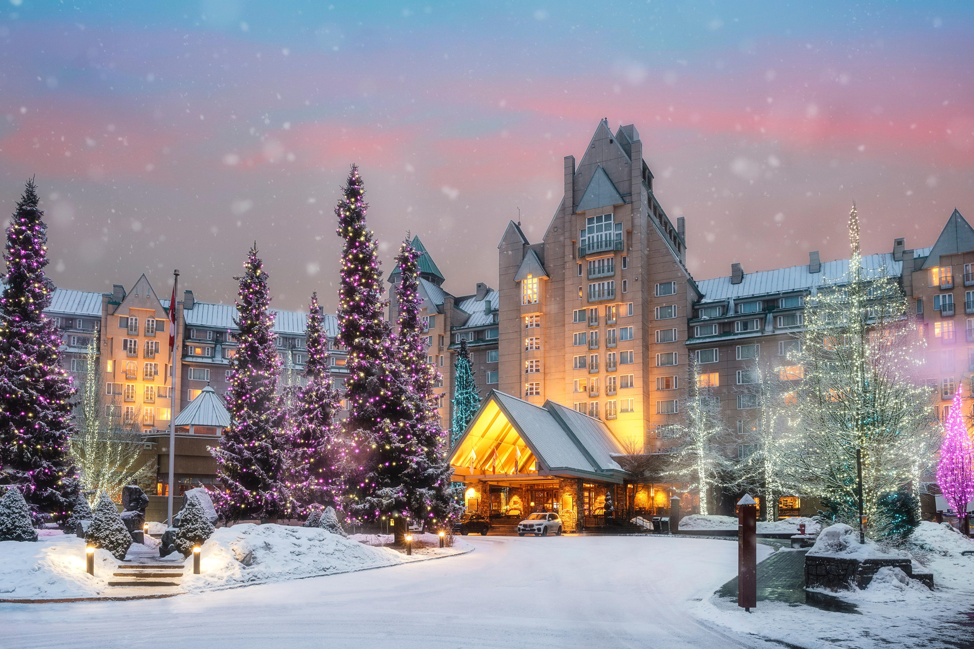 Vista Exterior Fairmont Chateau Whistler