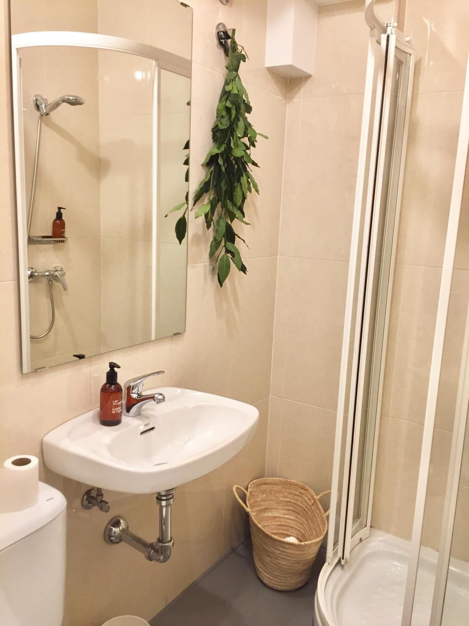 Equipamiento de Habitación Lar Atlántica