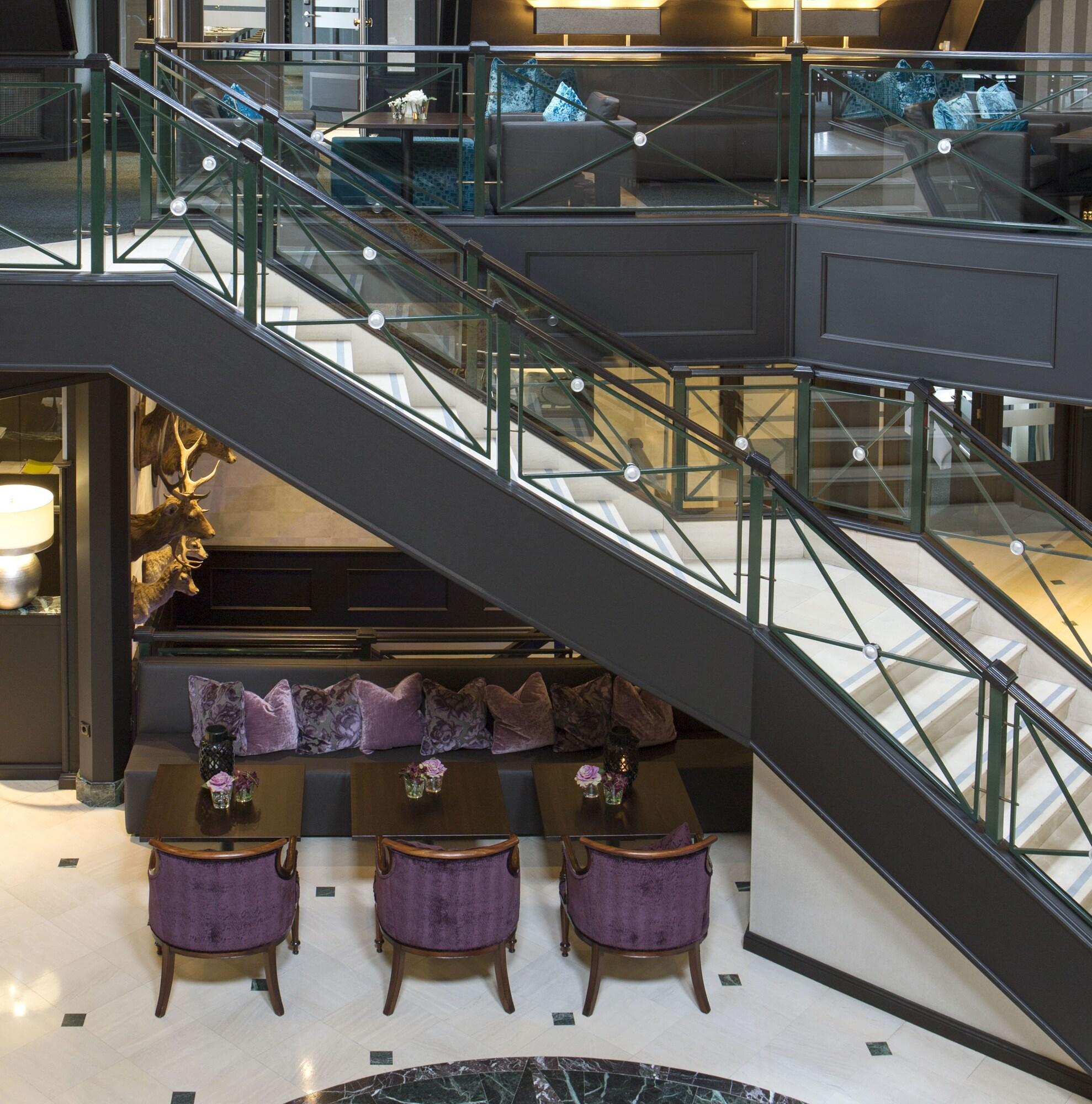 Vista Lobby Van der Valk Hotel Gilze - Tilburg