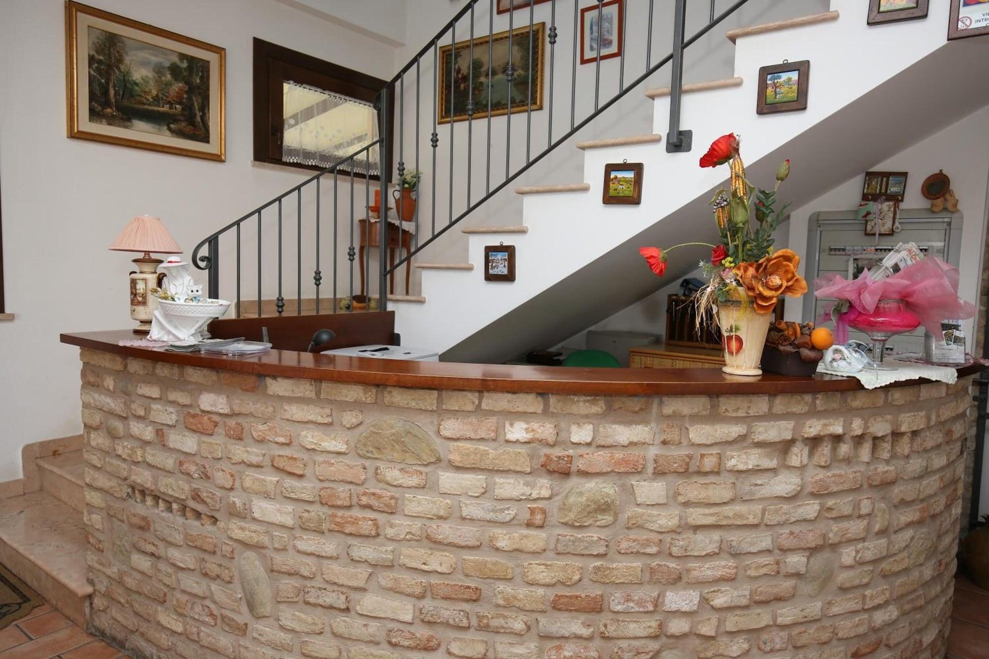 Vista Lobby Al Casolare