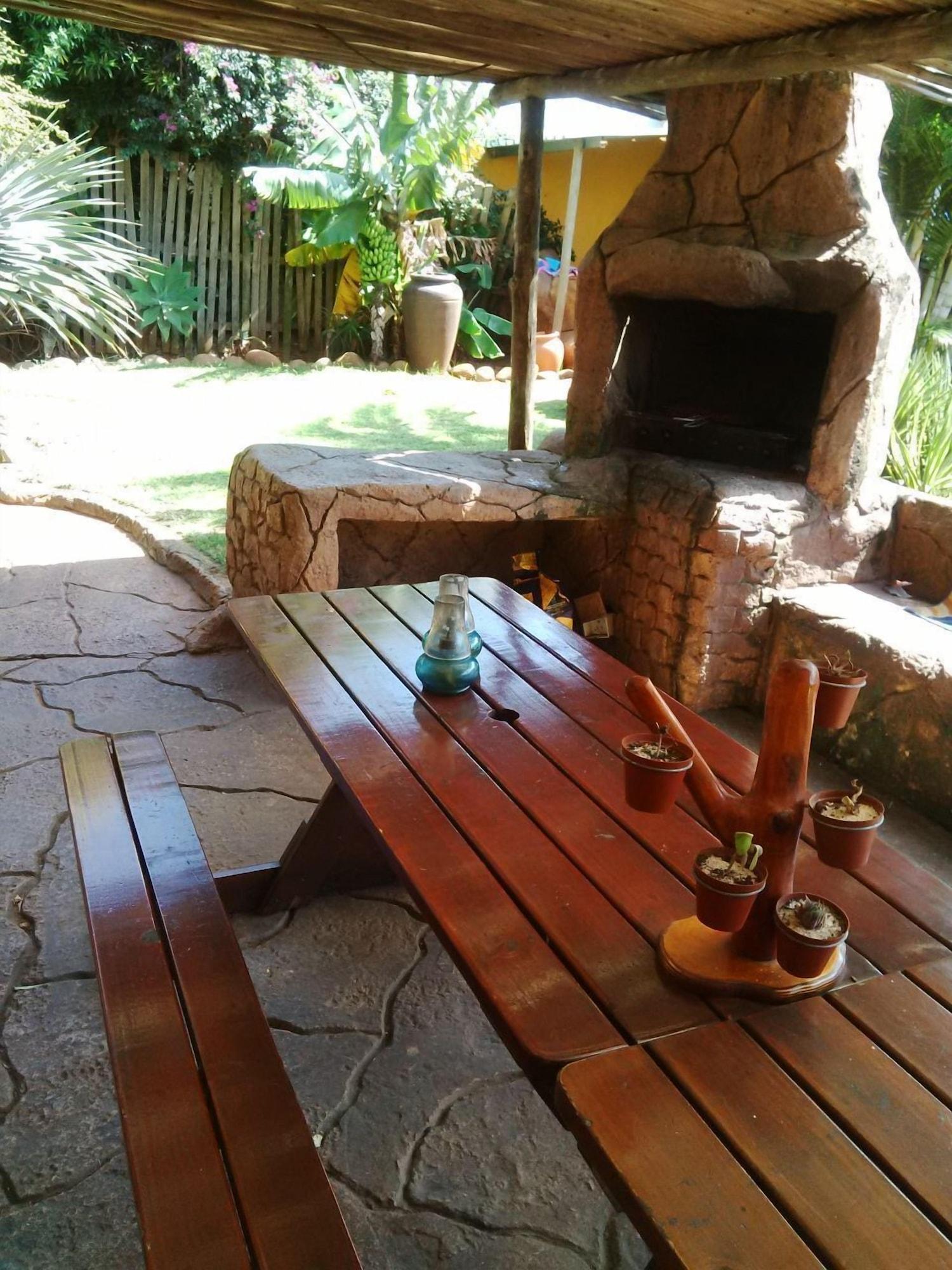 Comodidades del Alojamiento Flintstones Guest House Durban