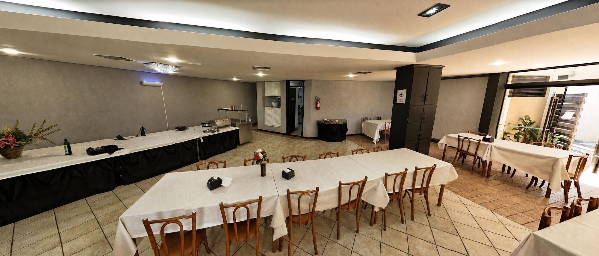 Restaurant HANNA Canto da Ilha Hotel & Eventos