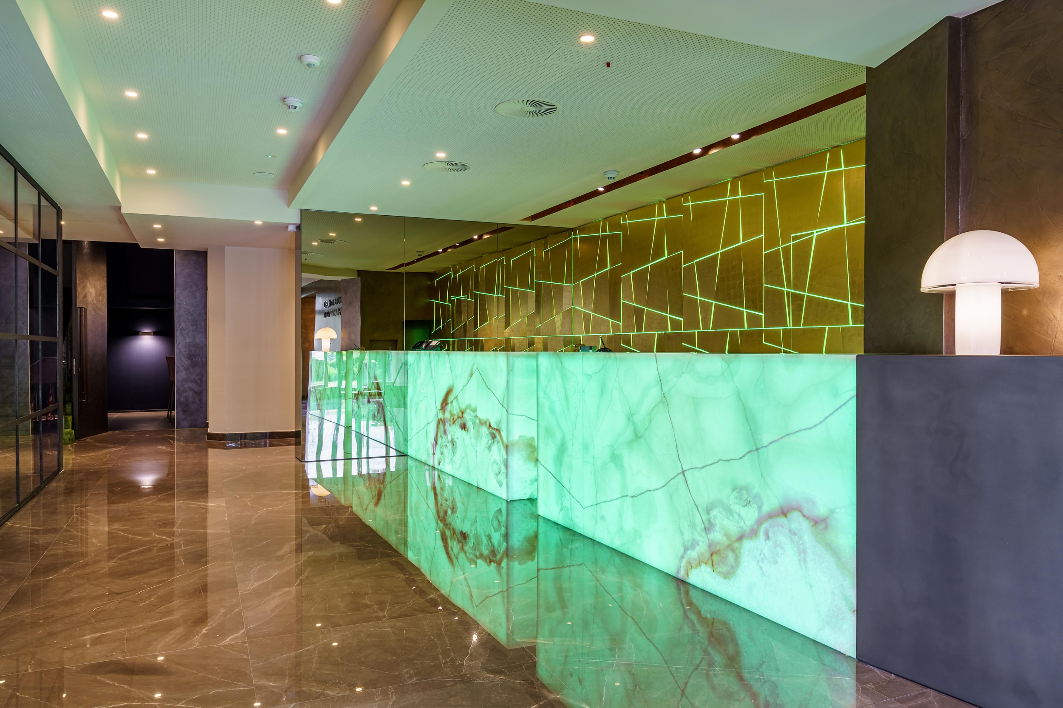 Vista Lobby Hotel Du Nord