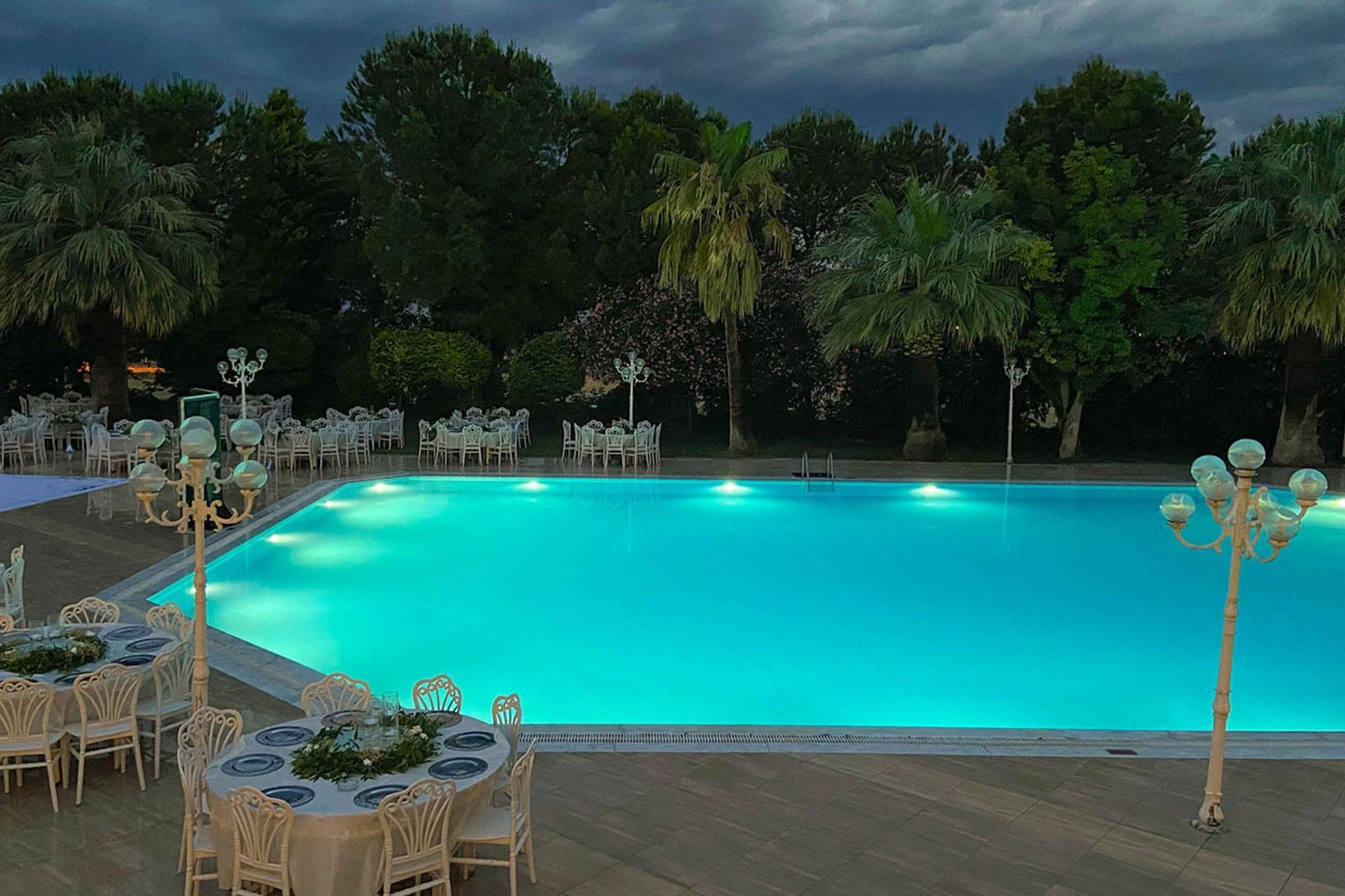 Vista Piscina Lycus River Thermal Hotel