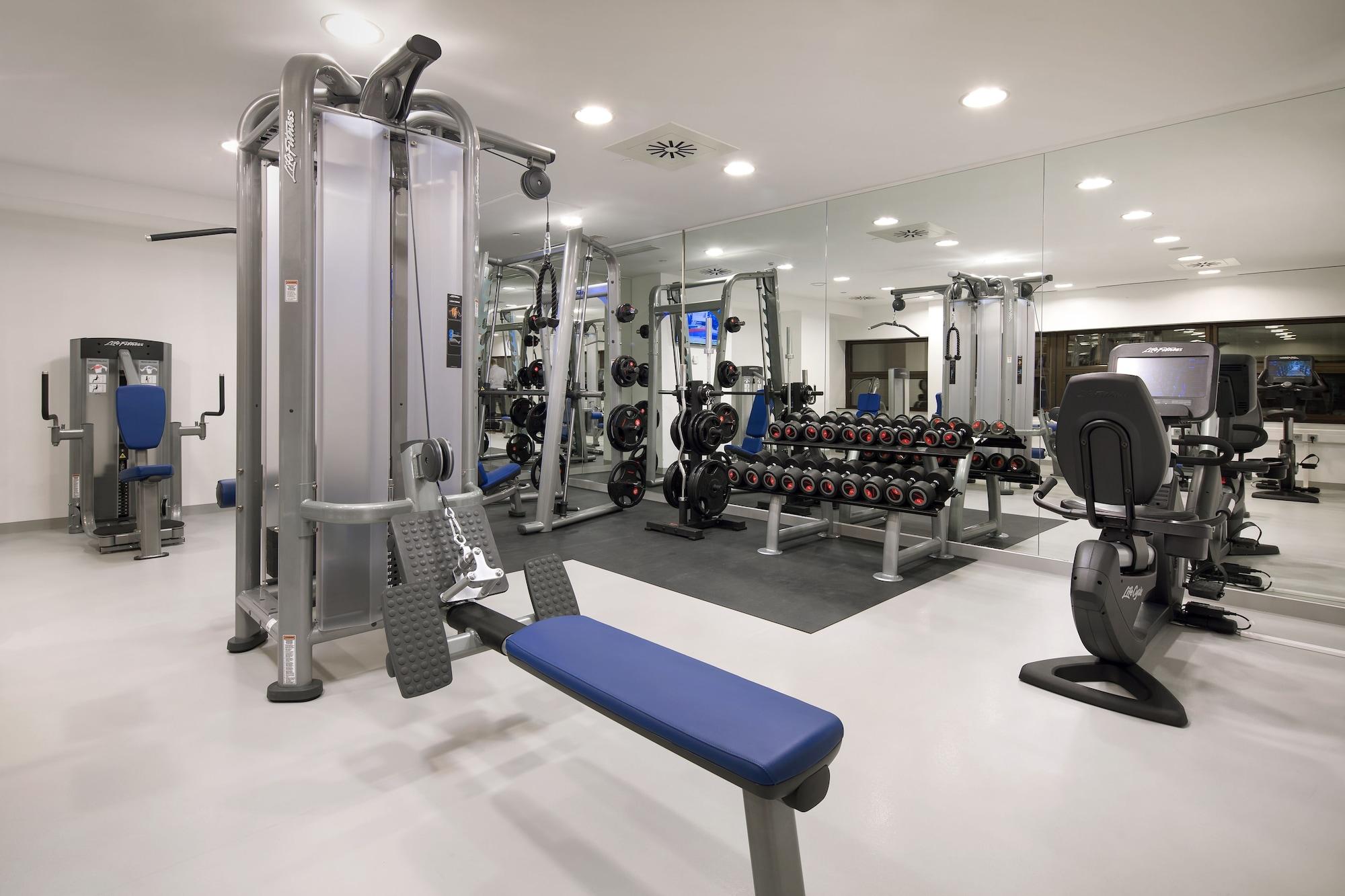 Gimnasio InterContinental Budapest by IHG