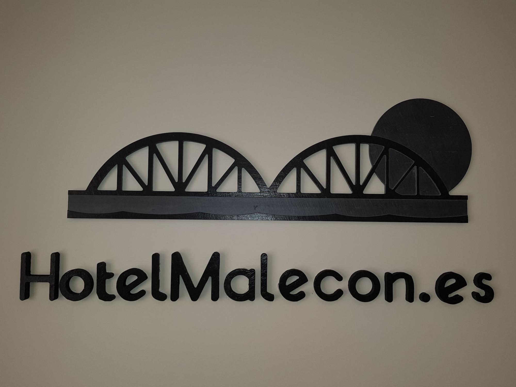 Vista Exterior Hotel Malecón