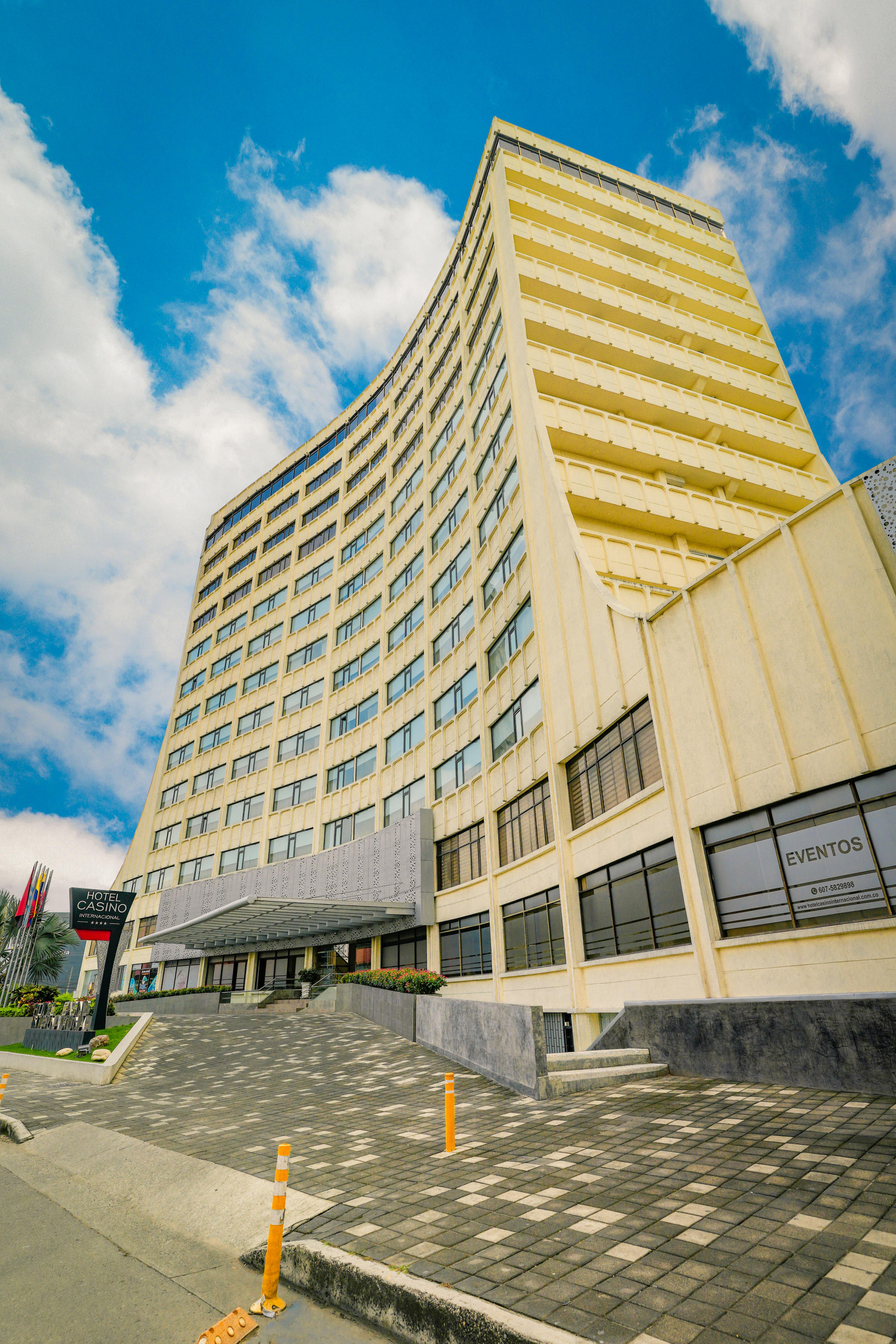 Vista Exterior Hotel Casino Internacional