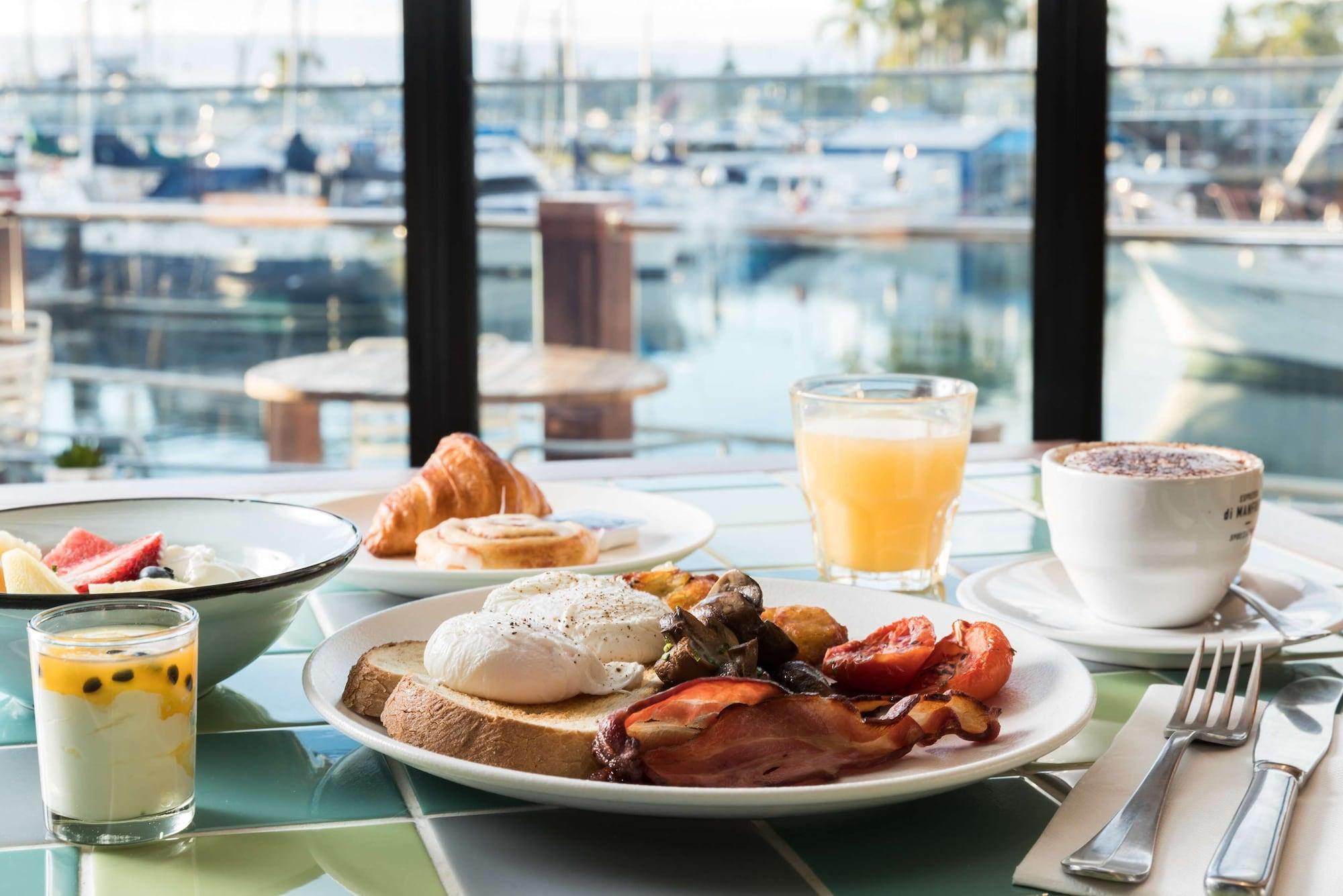 Restaurant Sails Port Macquarie - By Rydges