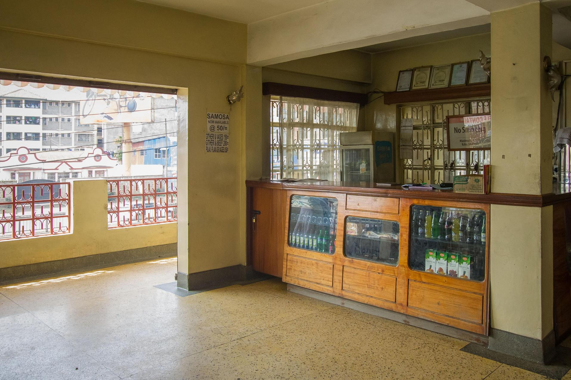 Vista Lobby Seldom Hotel