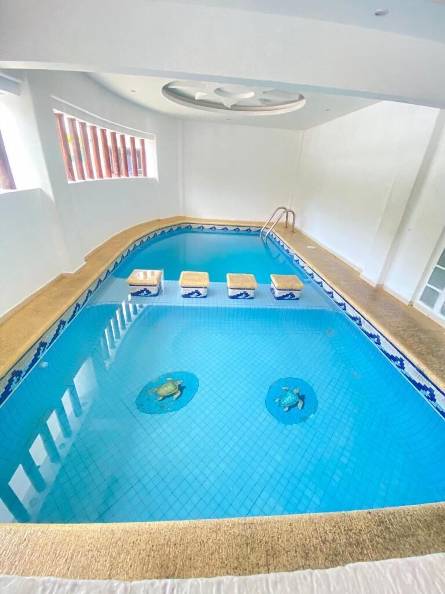 Vista Piscina Hotel Lu