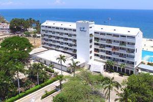 Alojamiento - Tamaca Beach Resort Hotel