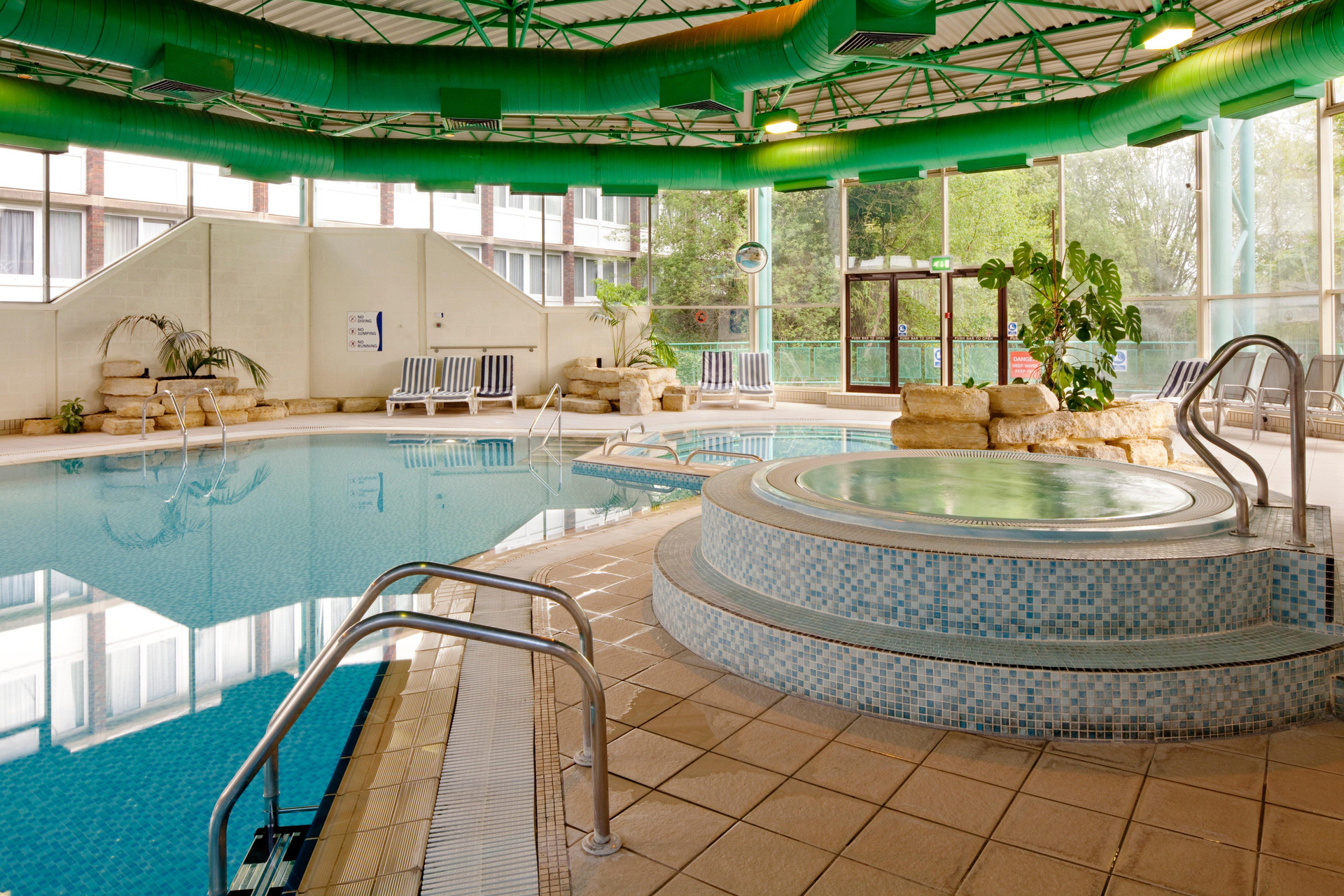 Vista Lobby Holiday Inn Maidenhead Windsor by IHG