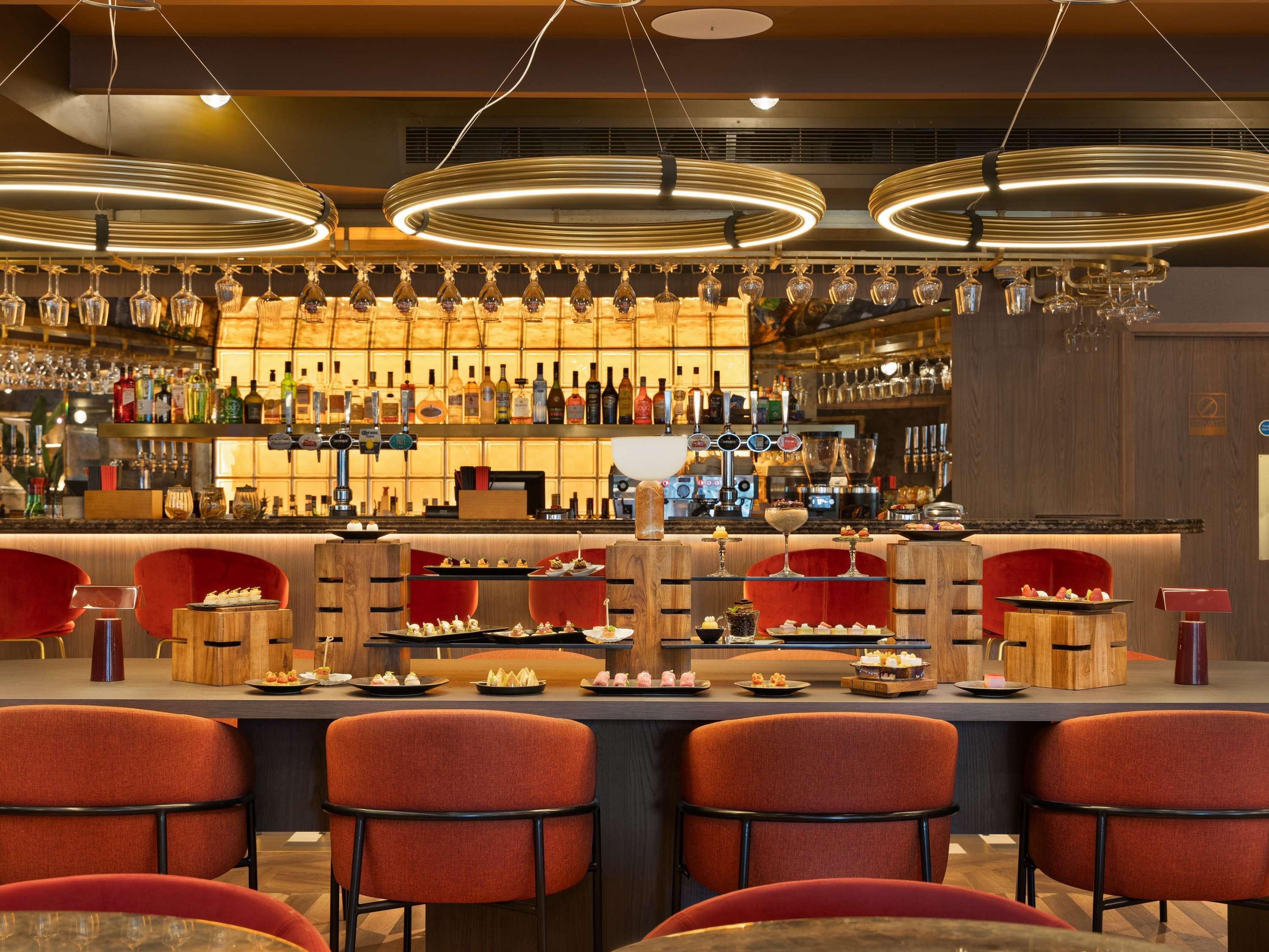 Bar/Salón ibis London Earls Court