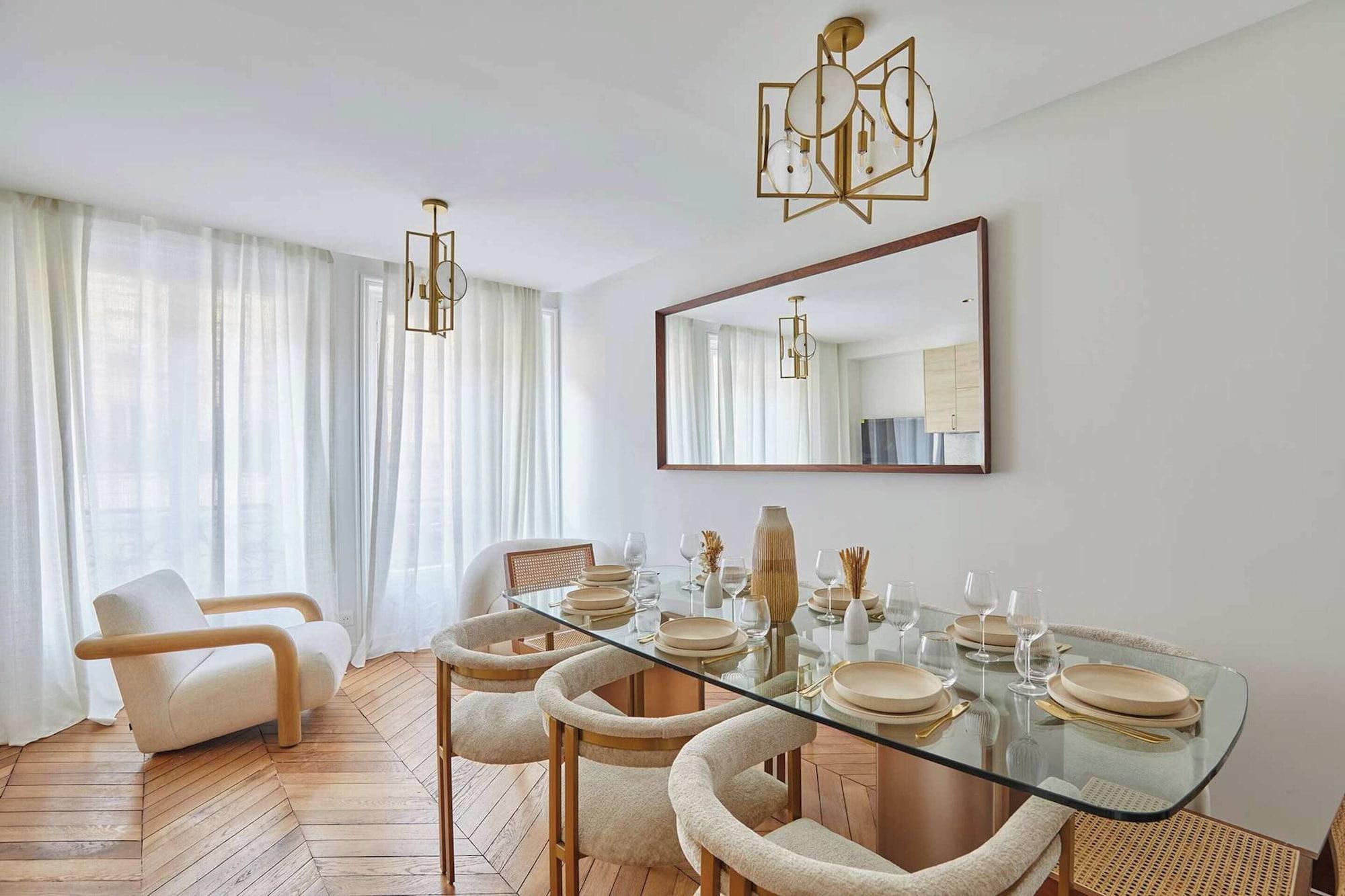 Varios Sublime Air-conditioned Apartment Center of Paris