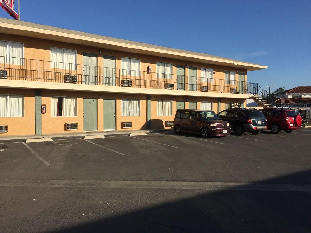Comodidades del Alojamiento El Cajon Inn & Suites