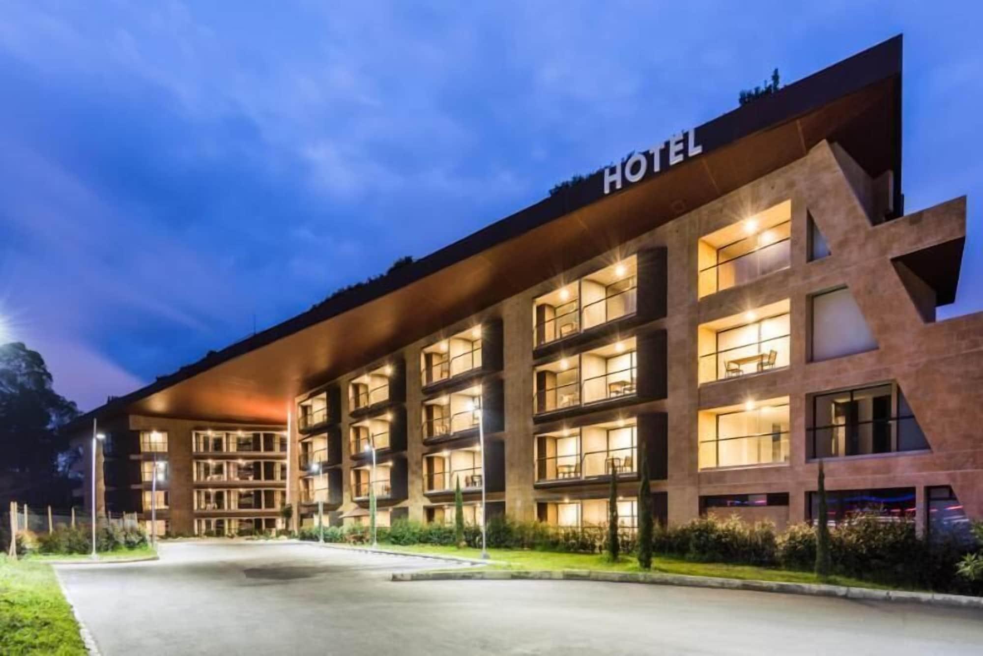 Vista Exterior Hotel Rioverde- 5 minutos de cercanía al aeropuerto