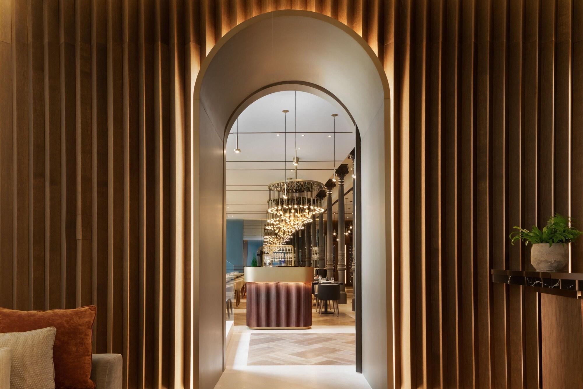 Restaurant JW Marriott Hotel Madrid