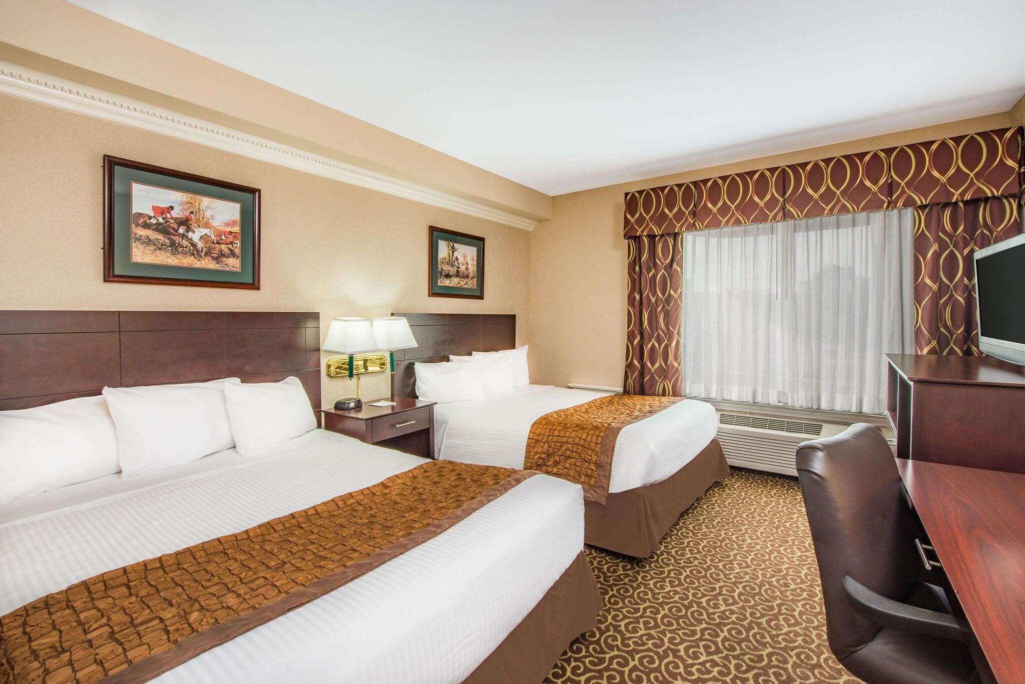 Vista Exterior Hawthorn Extended Stay by Wyndham El Paso