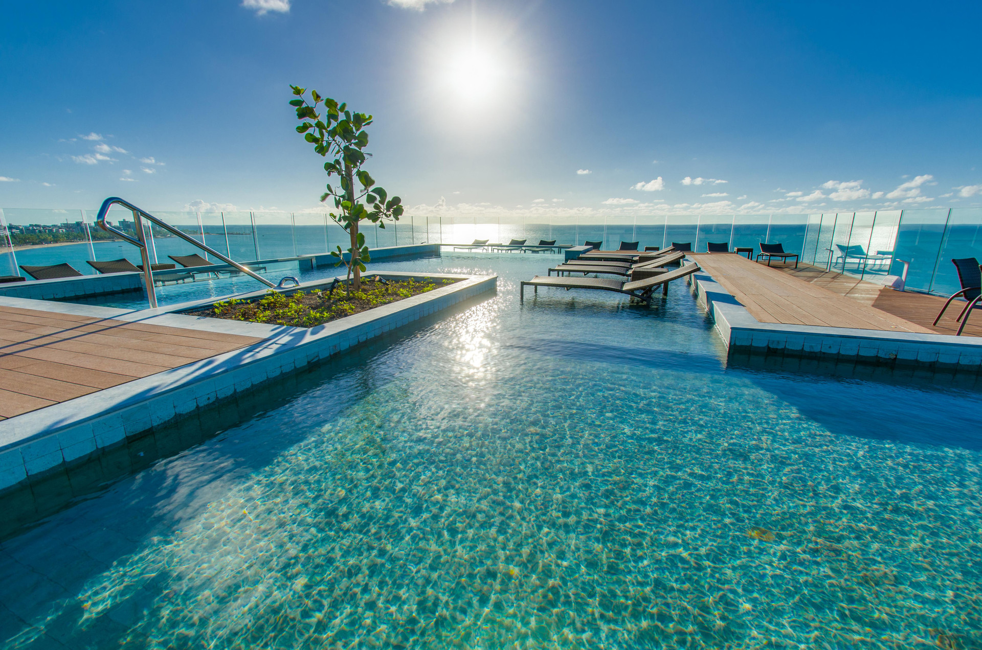 Vista Piscina Meridiano Hotel