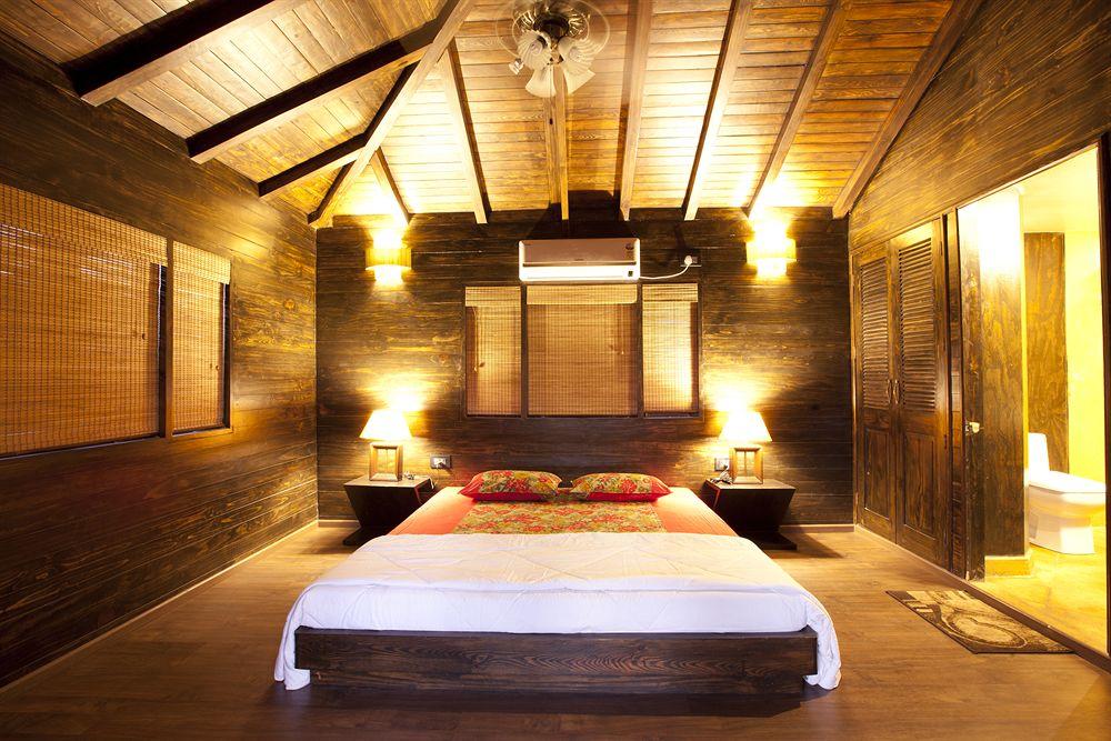 Varios Eco Woods Village