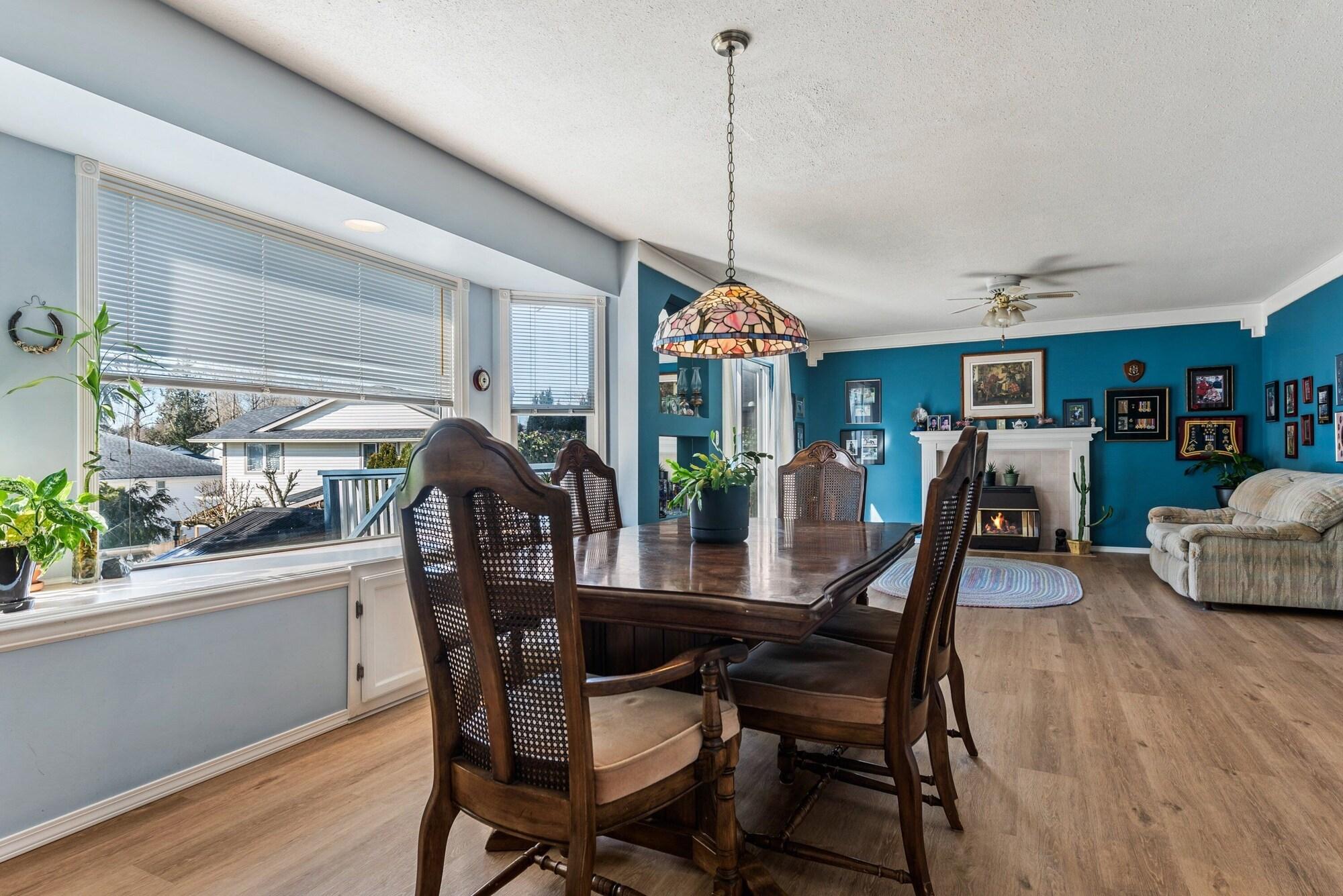 Vista Lobby Anita's Bed & Breakfast