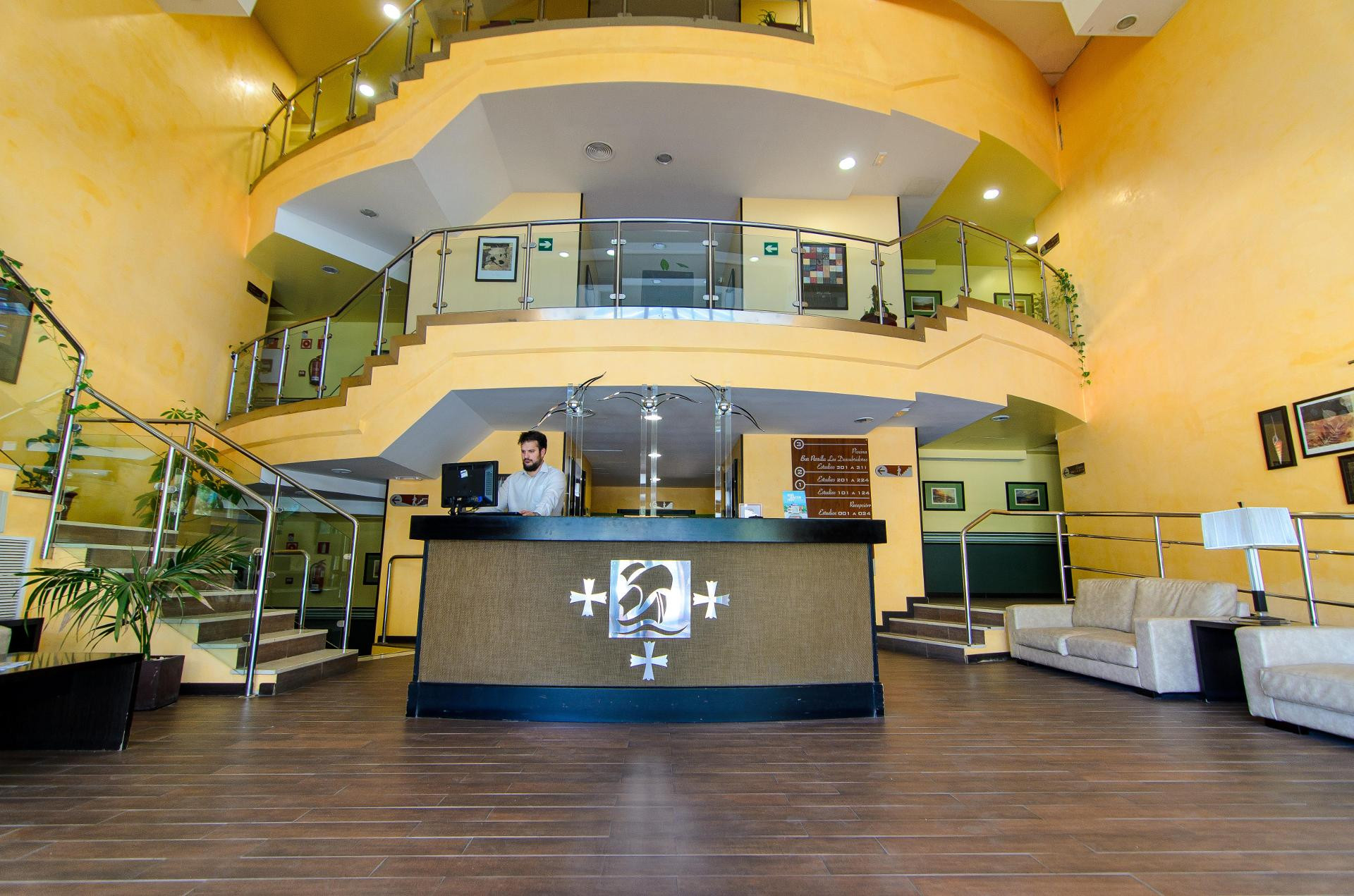 Vista Lobby Hotel Apartamento Martín Alonso Pinzón