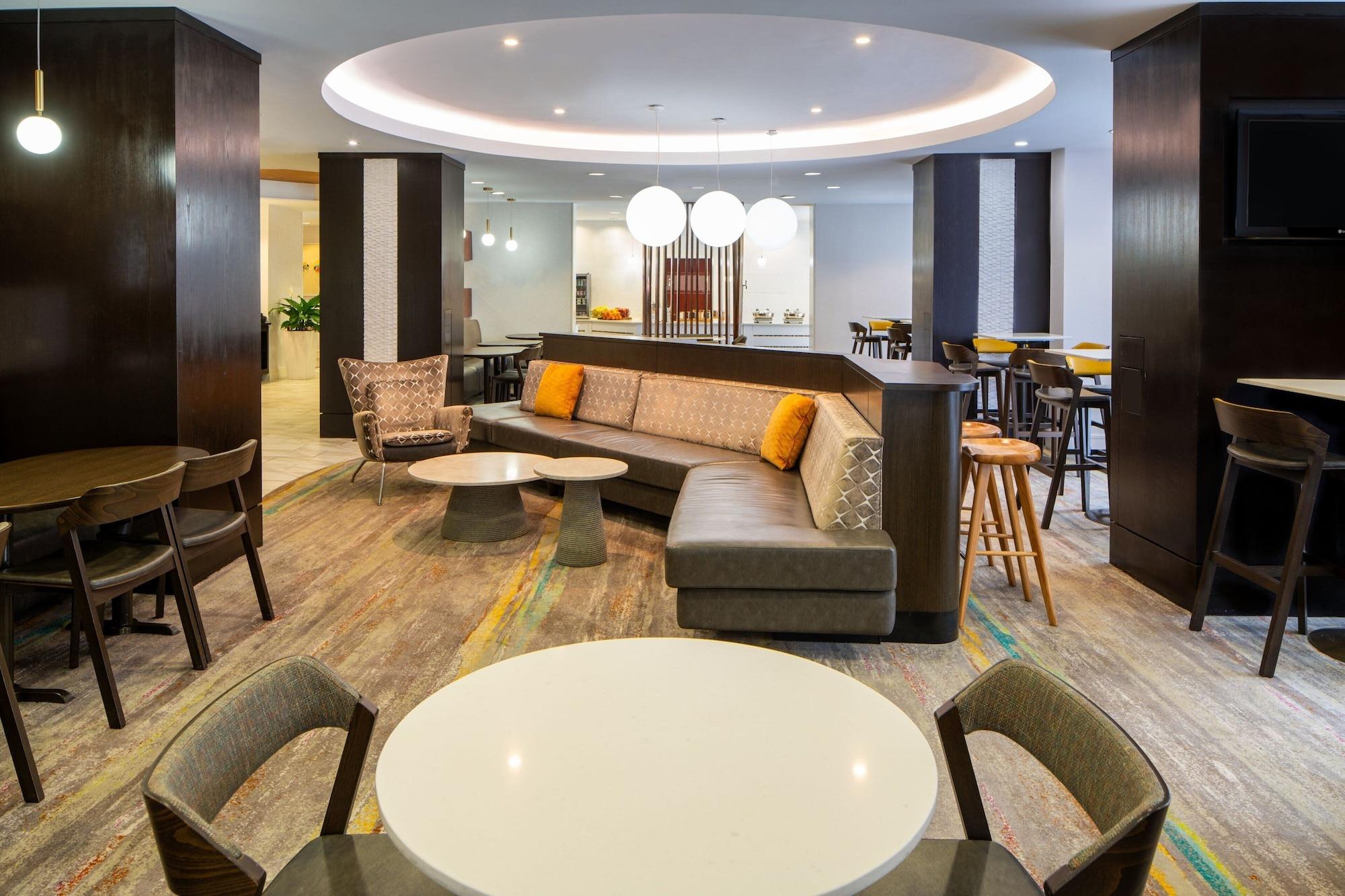 Restaurant SpringHill Suites by Marriott Convention Center/I-drive