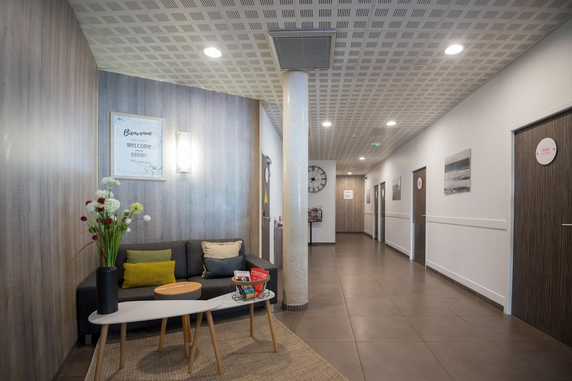 Vista Lobby Zenitude Hôtel - Résidences Narbonne Centre