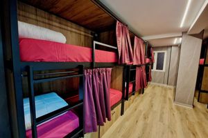 Alojamiento - Velvet Hostel Business